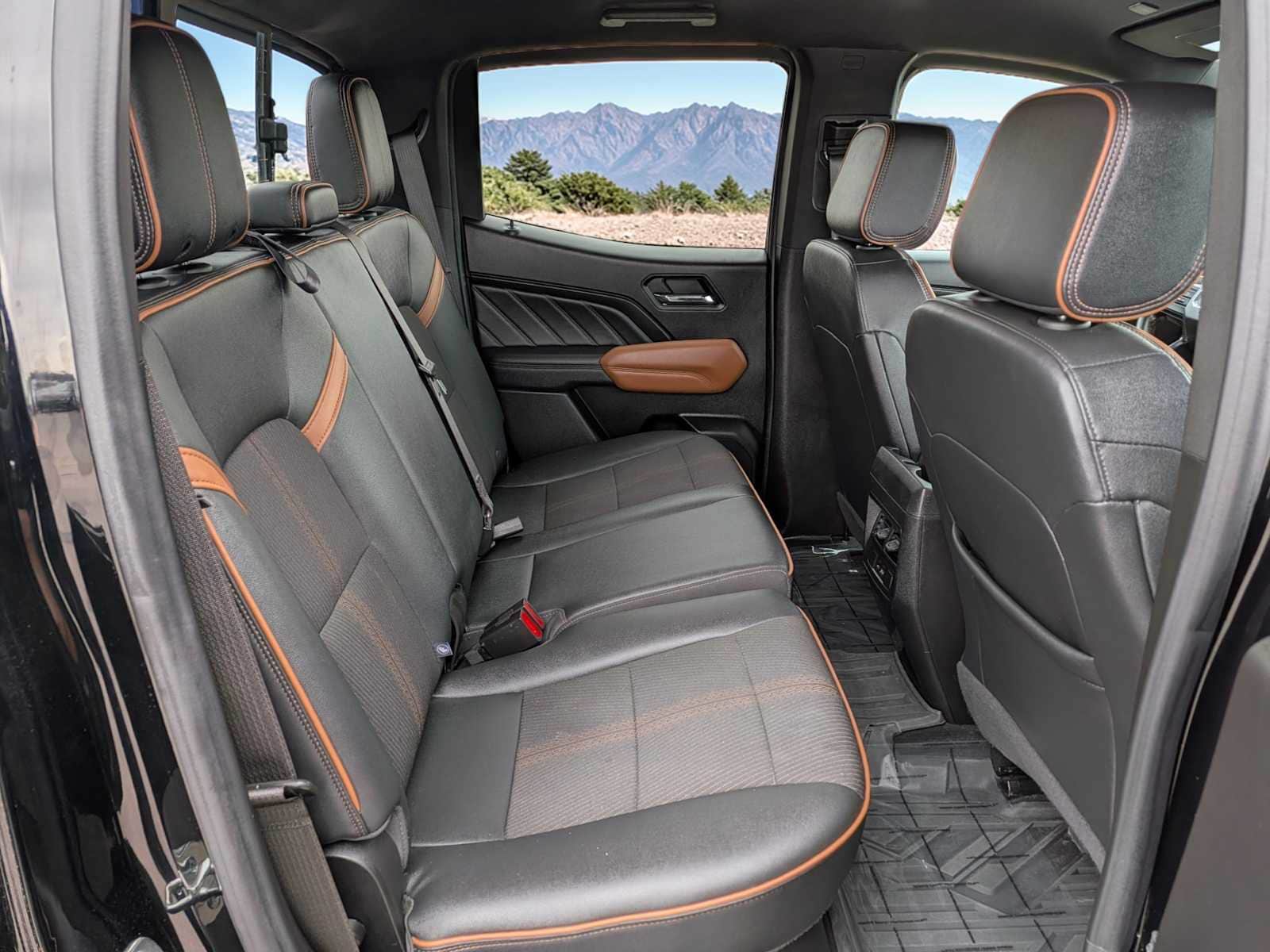 Thumbnail: 2024 GMC Canyon - 22