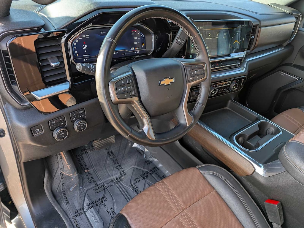 Used 2024 Chevrolet Silverado 2500HD High Country Truck Crew Cab