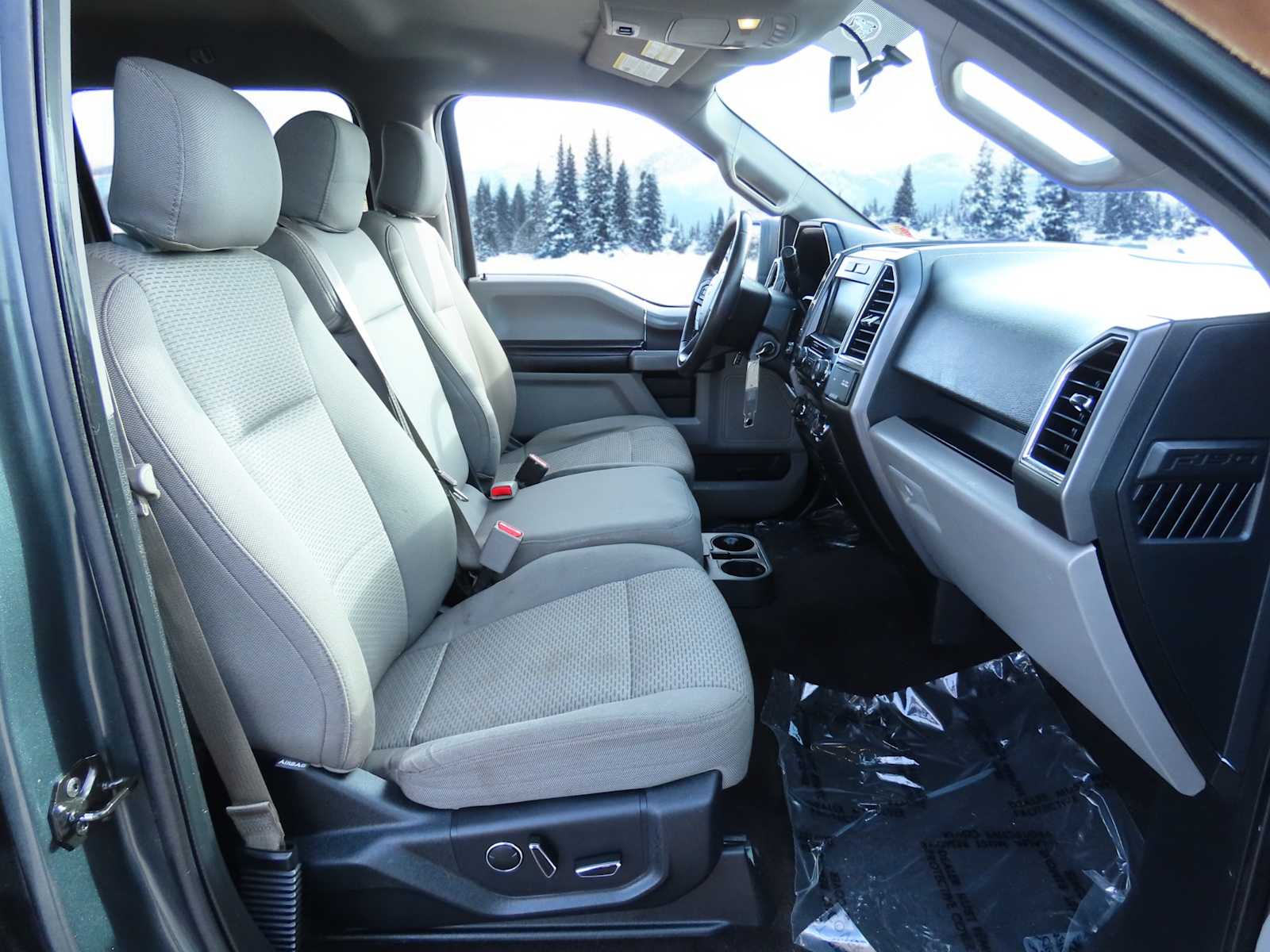 Thumbnail: 2015 Ford F-150 - 25