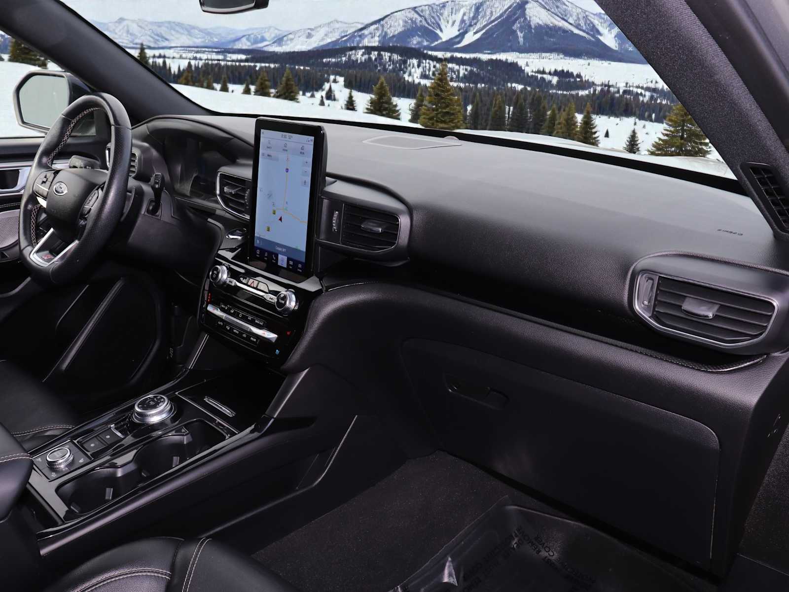 Thumbnail: 2022 Ford Explorer - 18