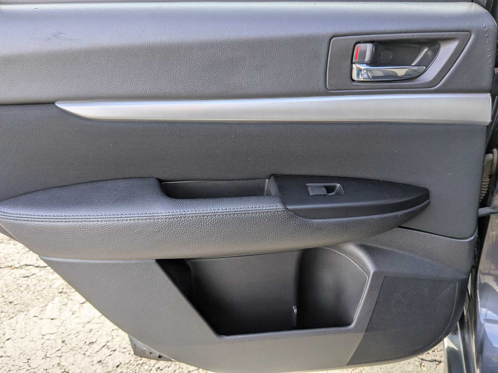 Thumbnail: 2011 Subaru Outback - 24