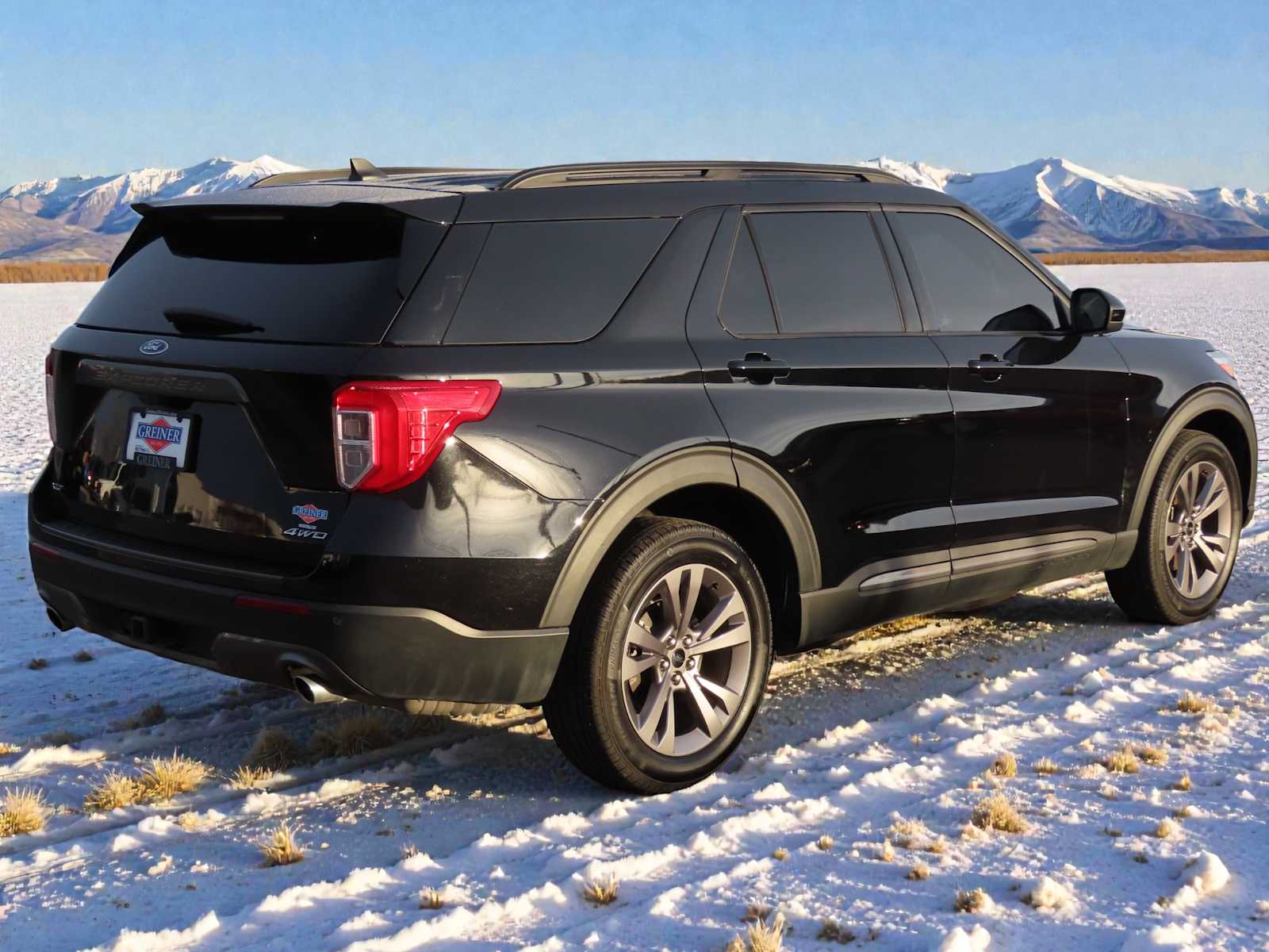 Thumbnail: 2022 Ford Explorer - 6