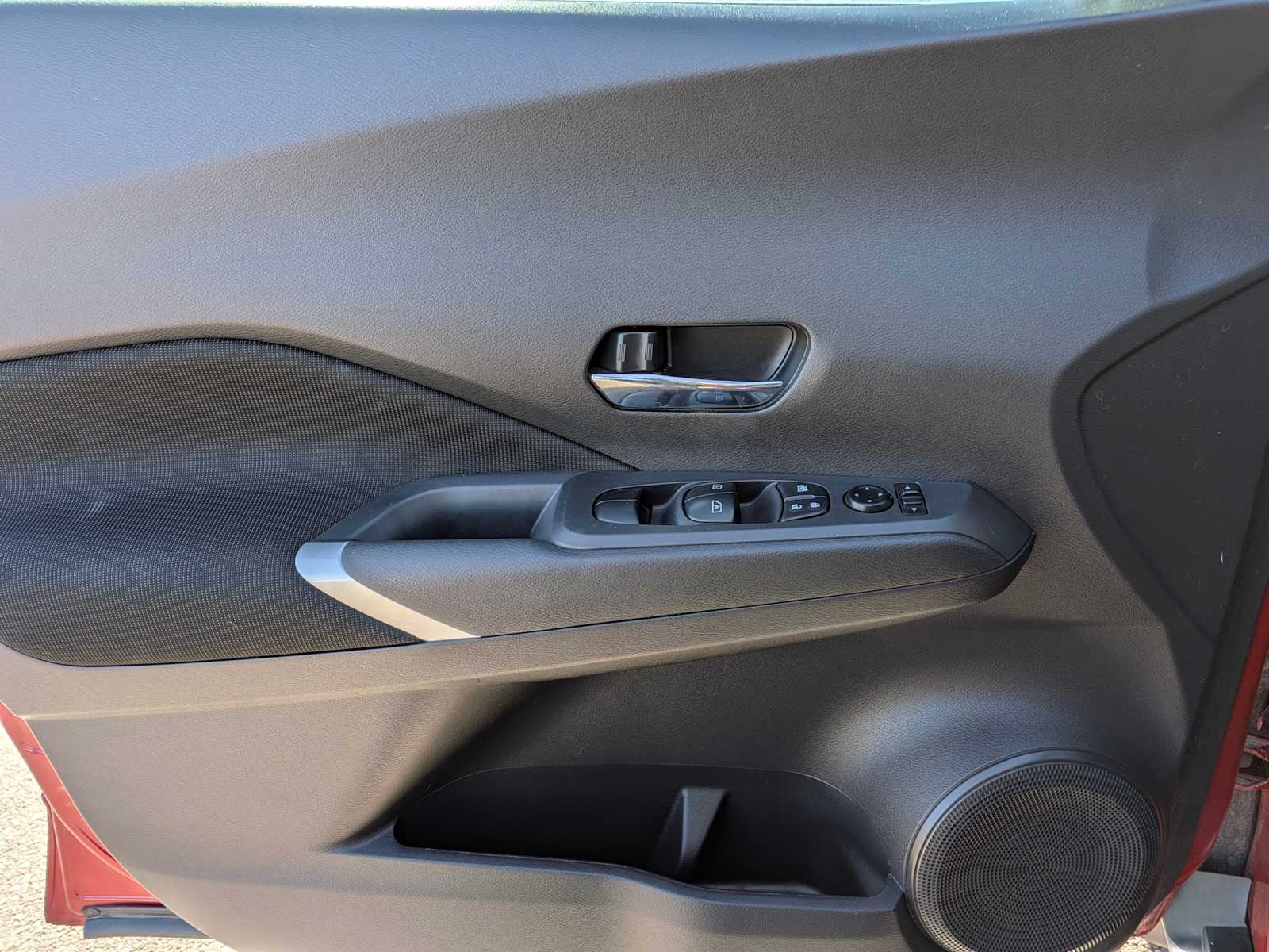 Thumbnail: 2021 Nissan Kicks - 17