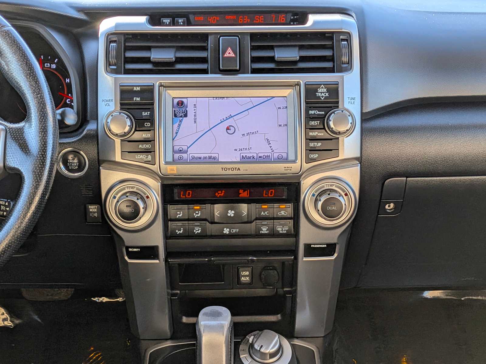 Thumbnail: 2013 Toyota 4Runner - 20