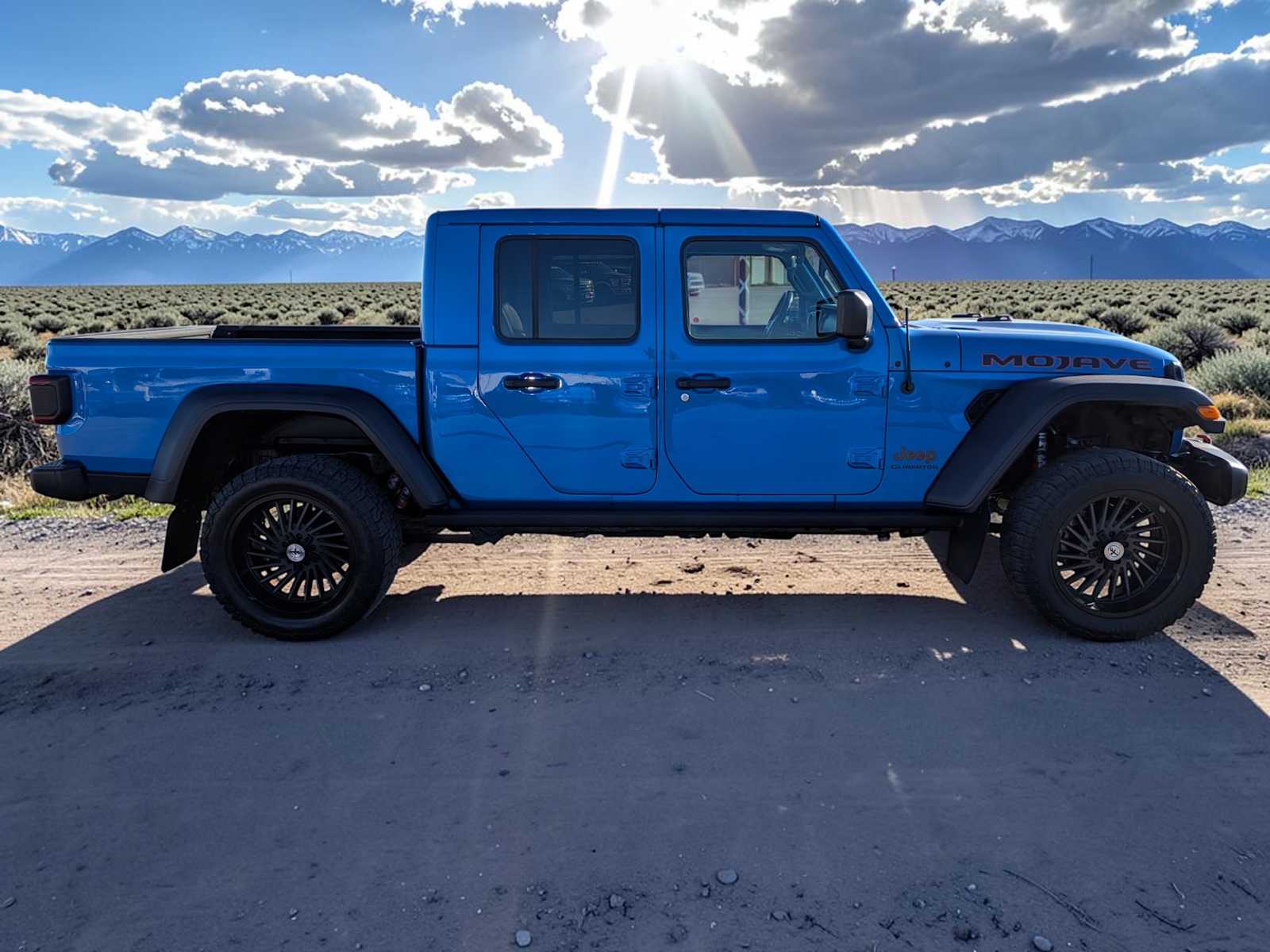 Thumbnail: 2021 Jeep Gladiator - 7