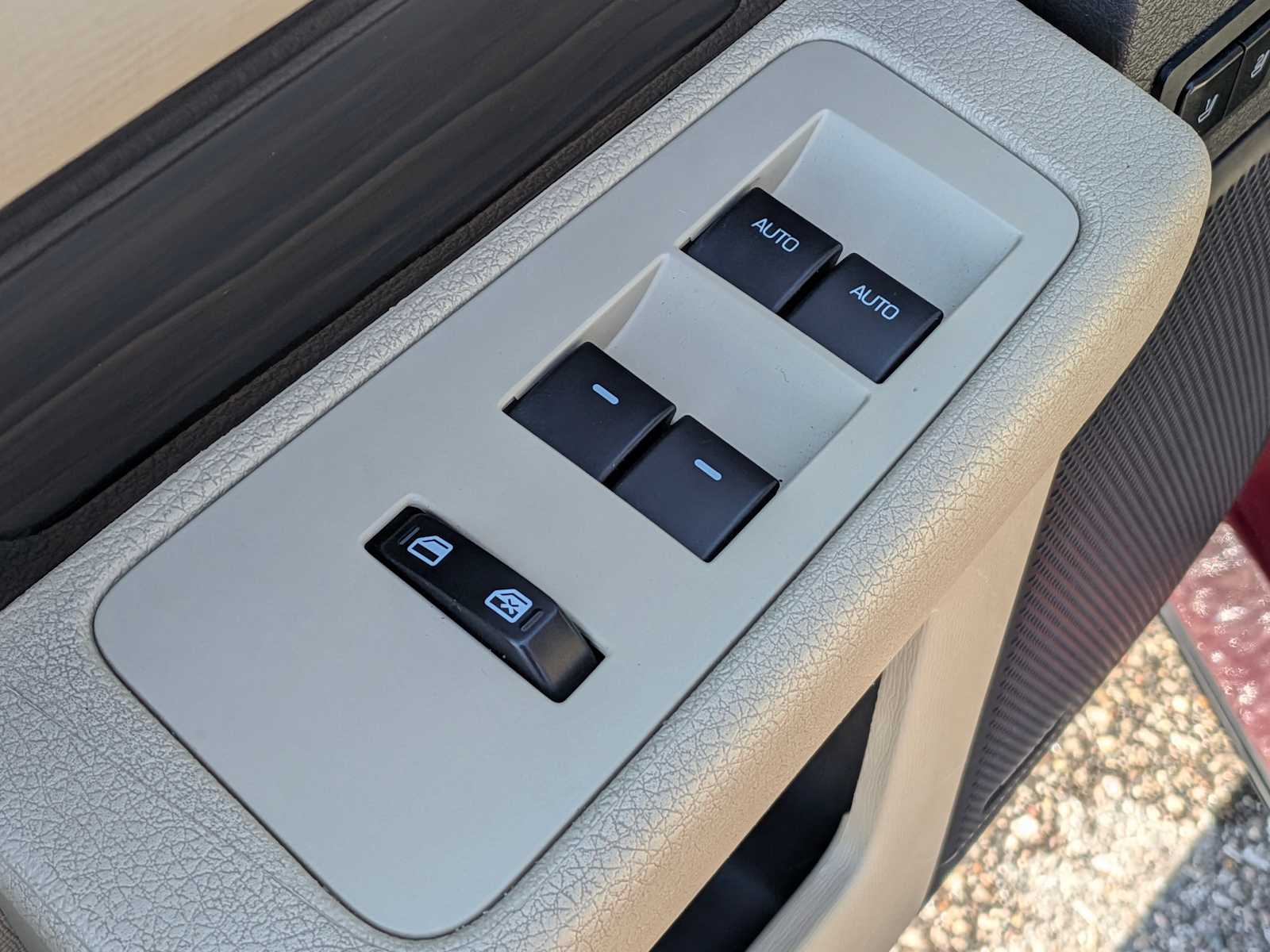 Thumbnail: 2016 Ford Flex - 17