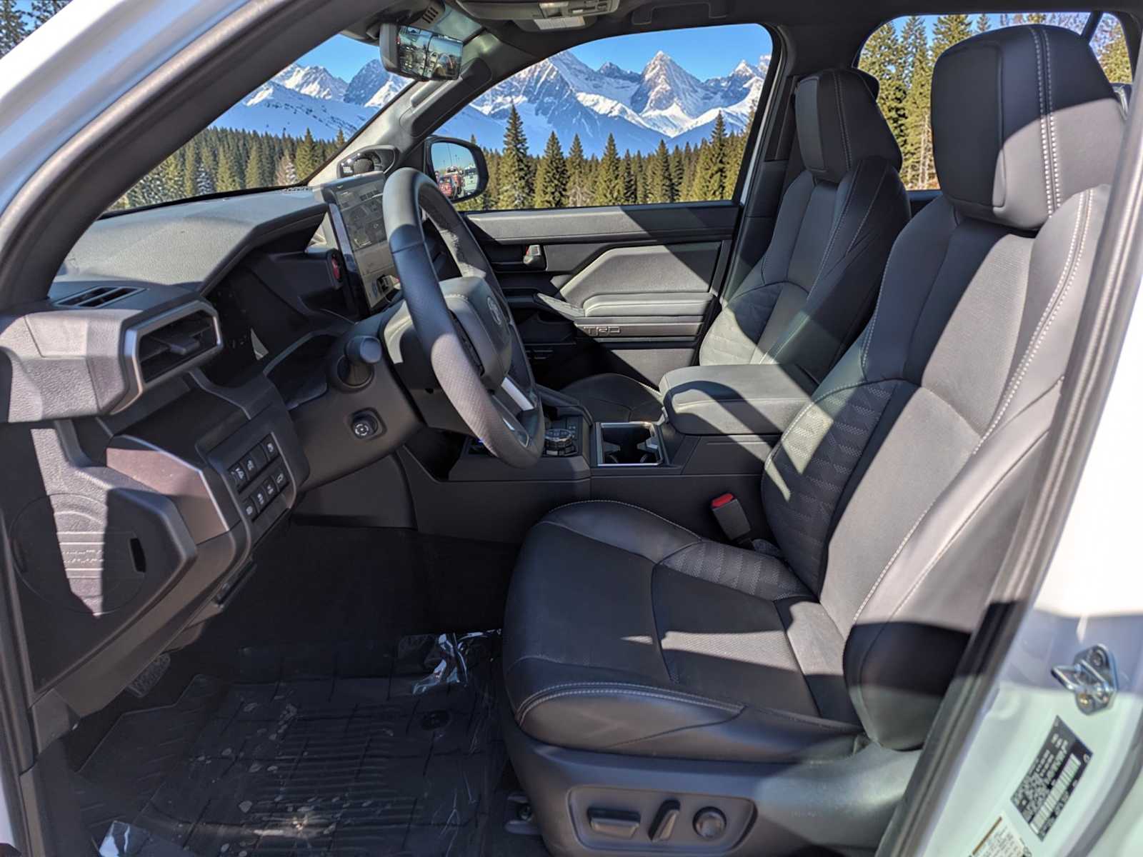 Thumbnail: 2025 Toyota 4Runner - 15