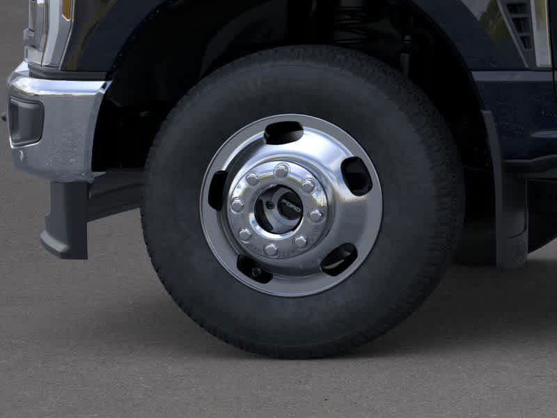 Thumbnail: 2025 Ford F-350 - 19