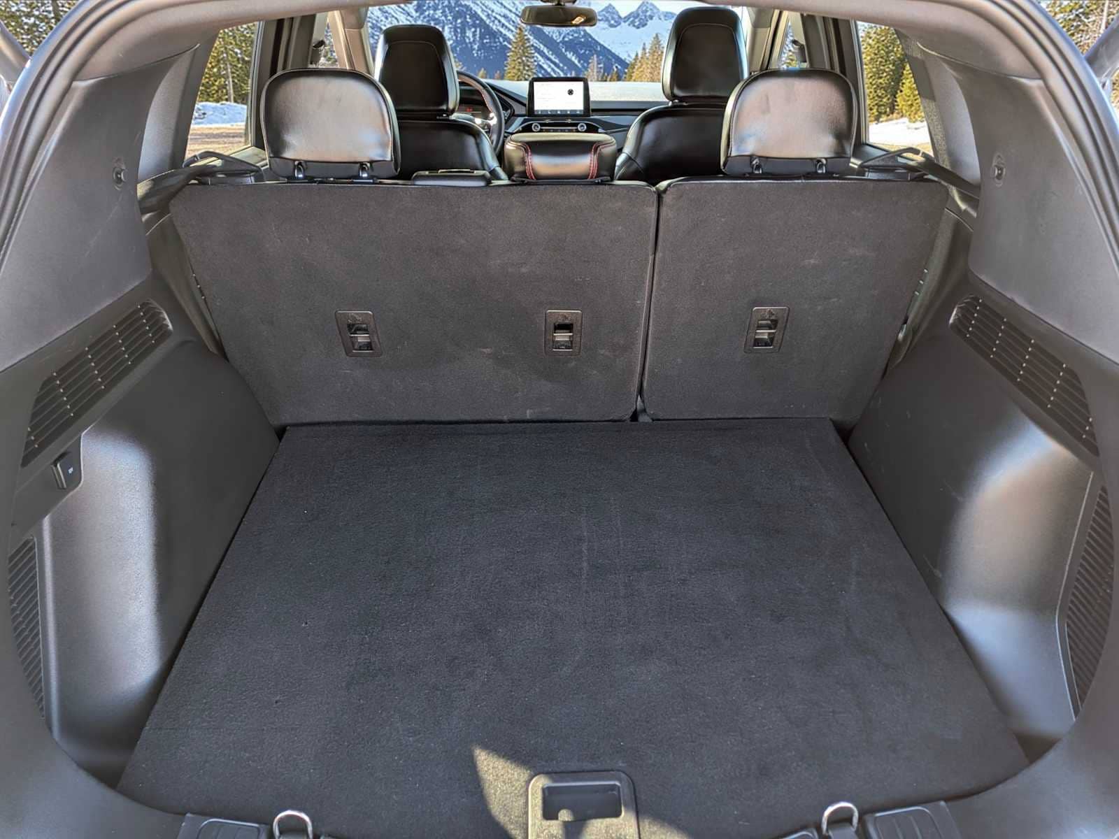 Thumbnail: 2023 Ford Escape - 34