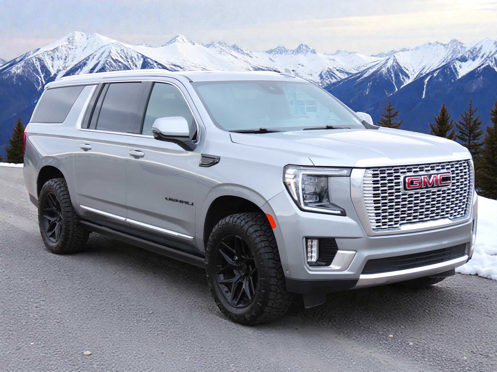 Thumbnail: 2023 GMC Yukon XL - 8