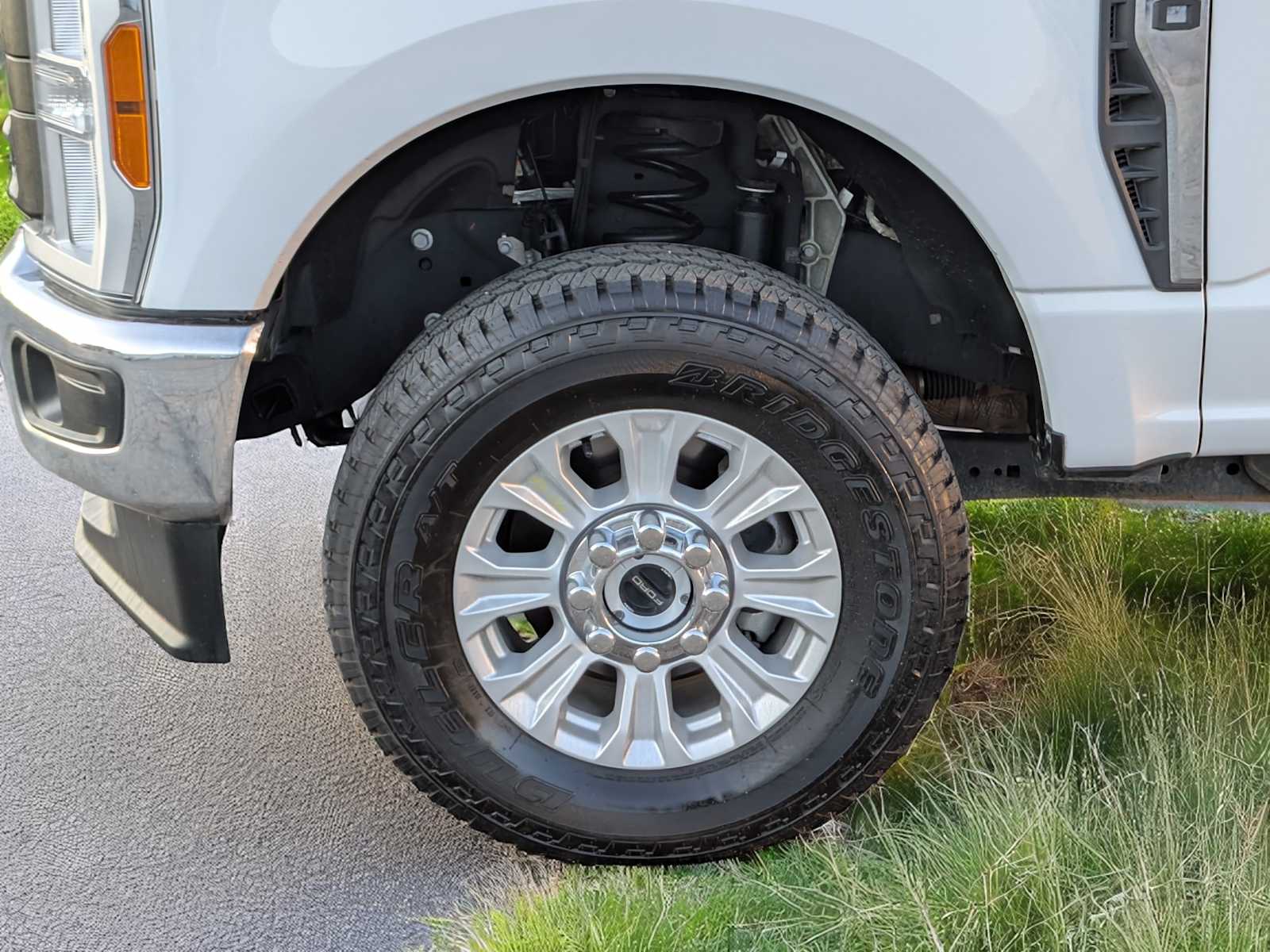 2023 Ford Econoline E-350 16
