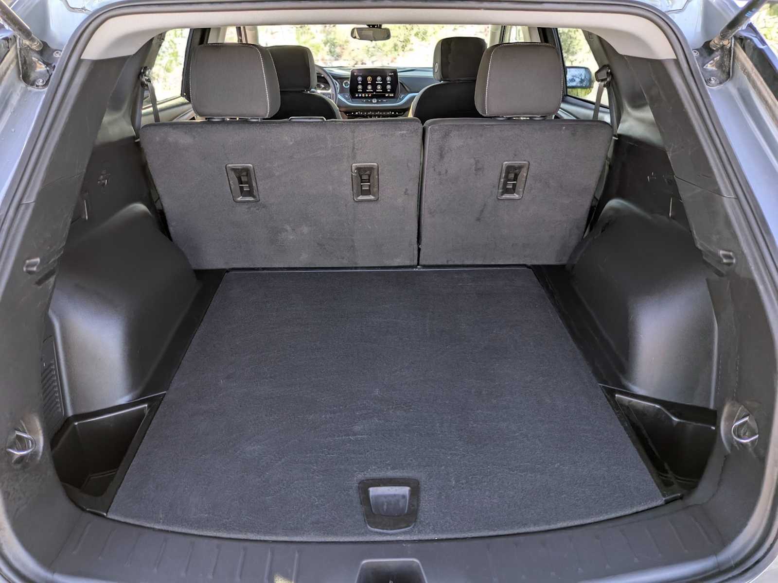 Thumbnail: 2025 Chevrolet Blazer - 38