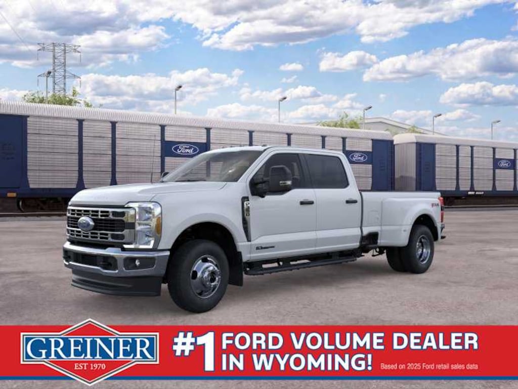 New 2026 Ford F-350 XLT Truck Crew Cab