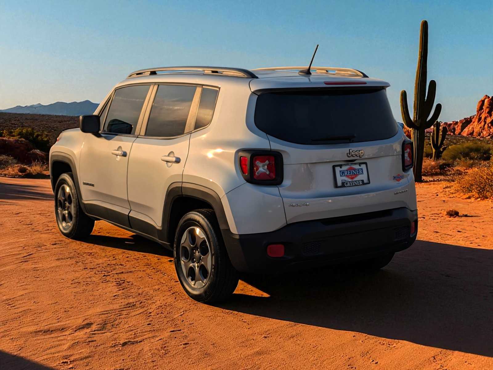 Thumbnail: 2017 Jeep Renegade - 4