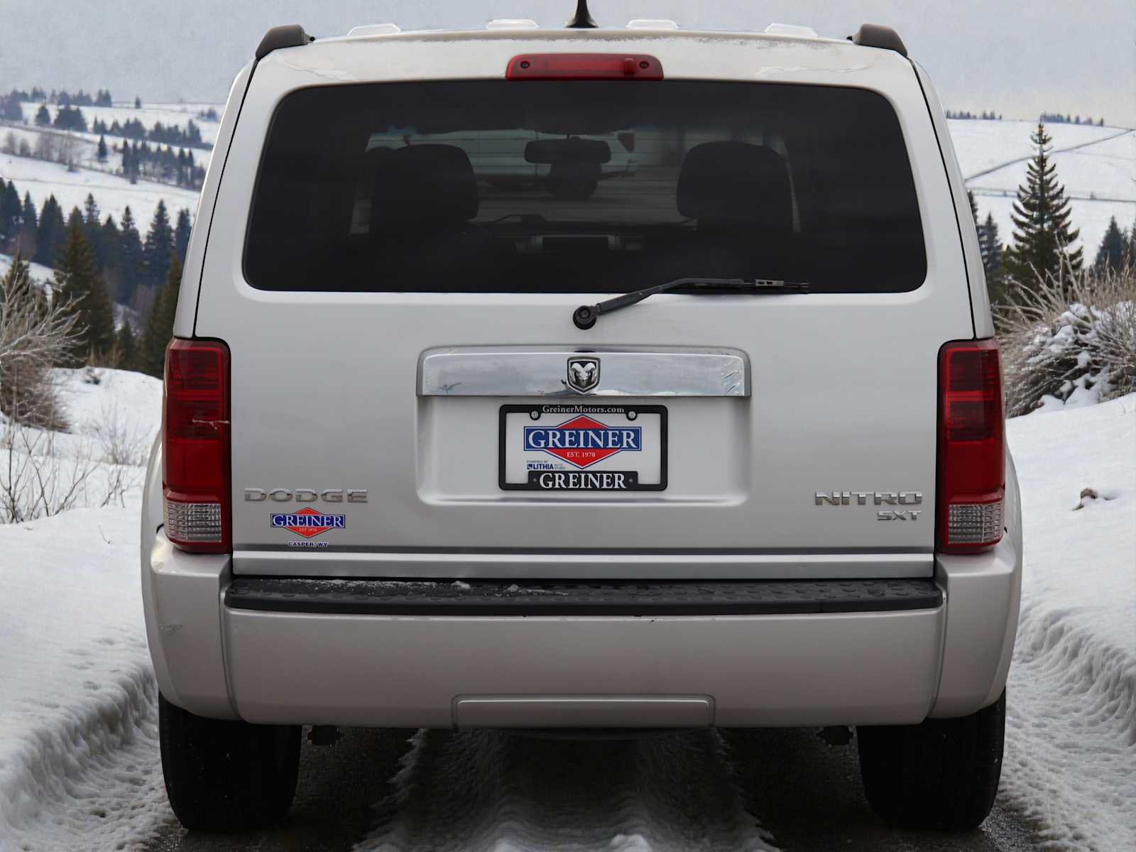 Thumbnail: 2011 Dodge Nitro - 5