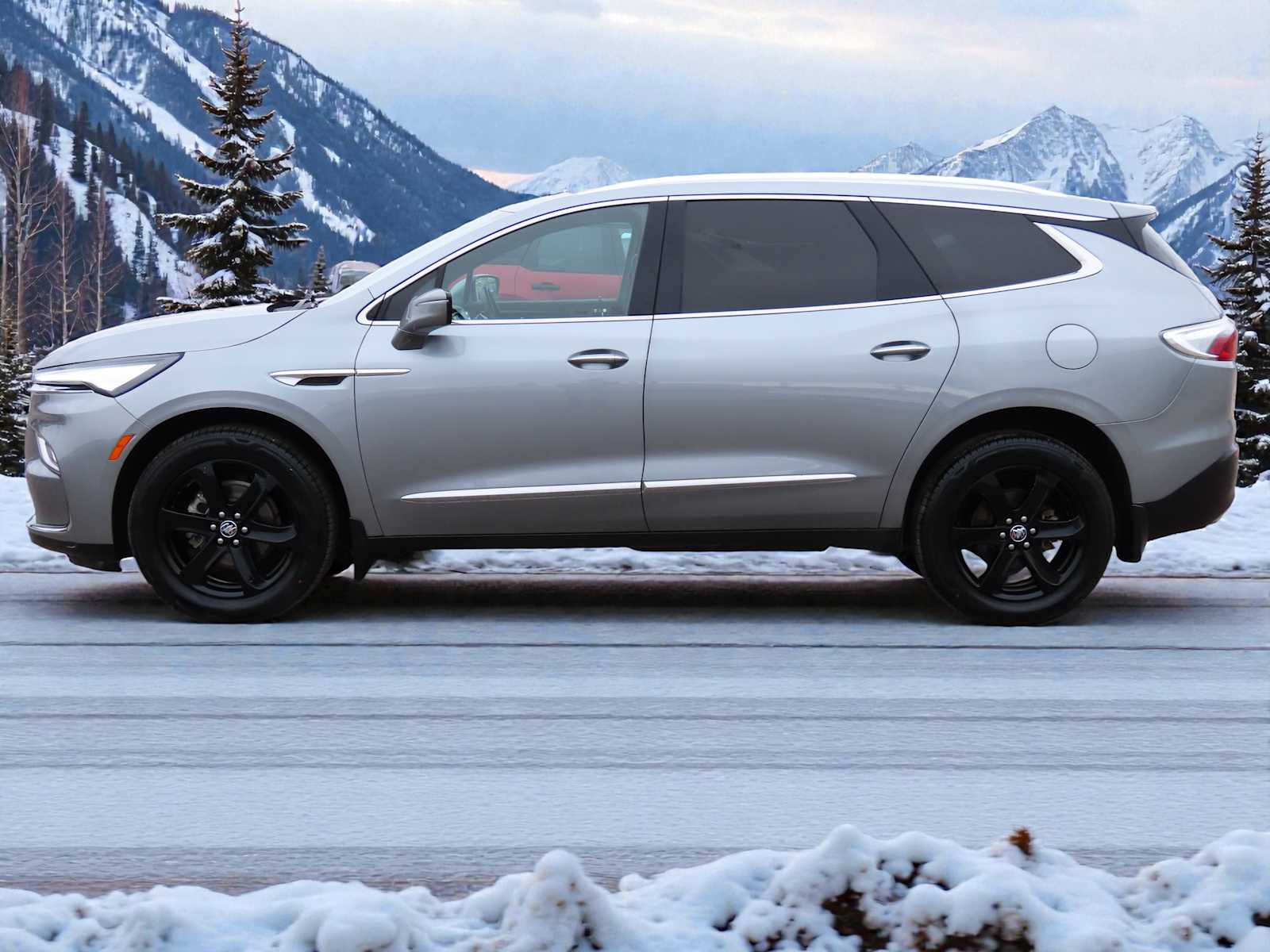 Thumbnail: 2023 Buick Enclave - 3