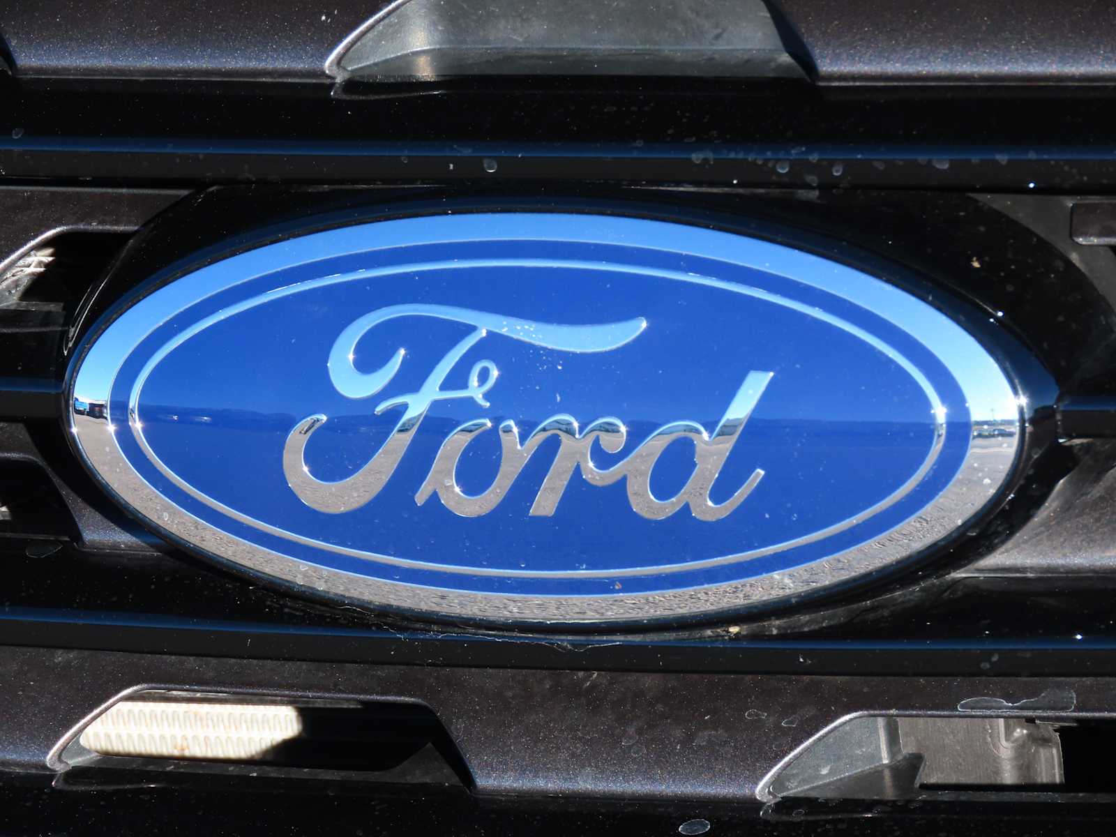 Thumbnail: 2023 Ford Edge - 11