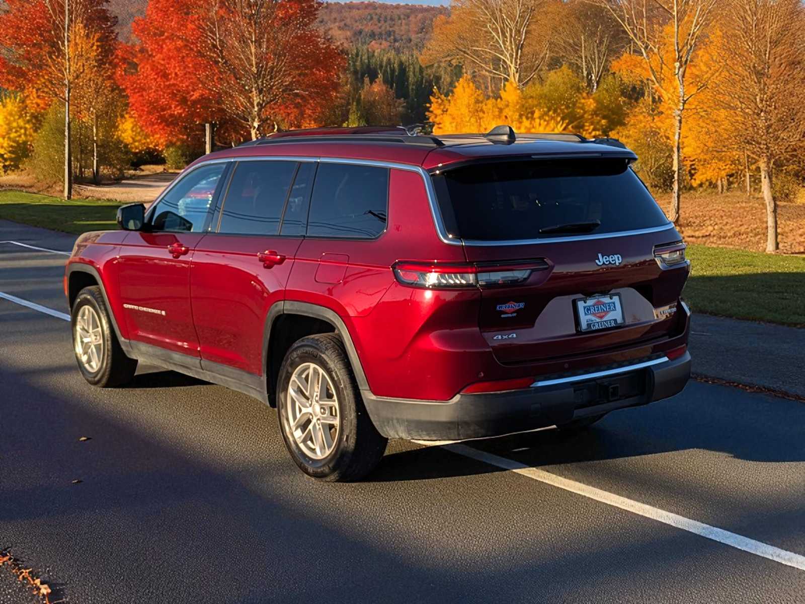 Thumbnail: 2024 Jeep Grand Cherokee L - 4