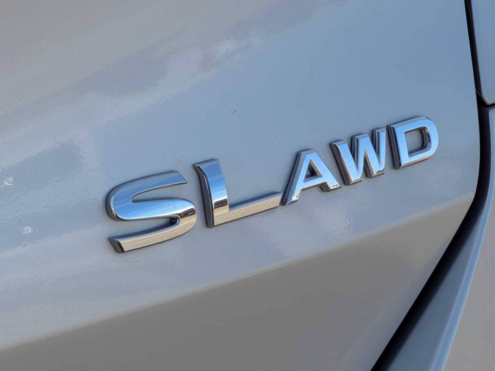 Thumbnail: 2015 Nissan Rogue - 13