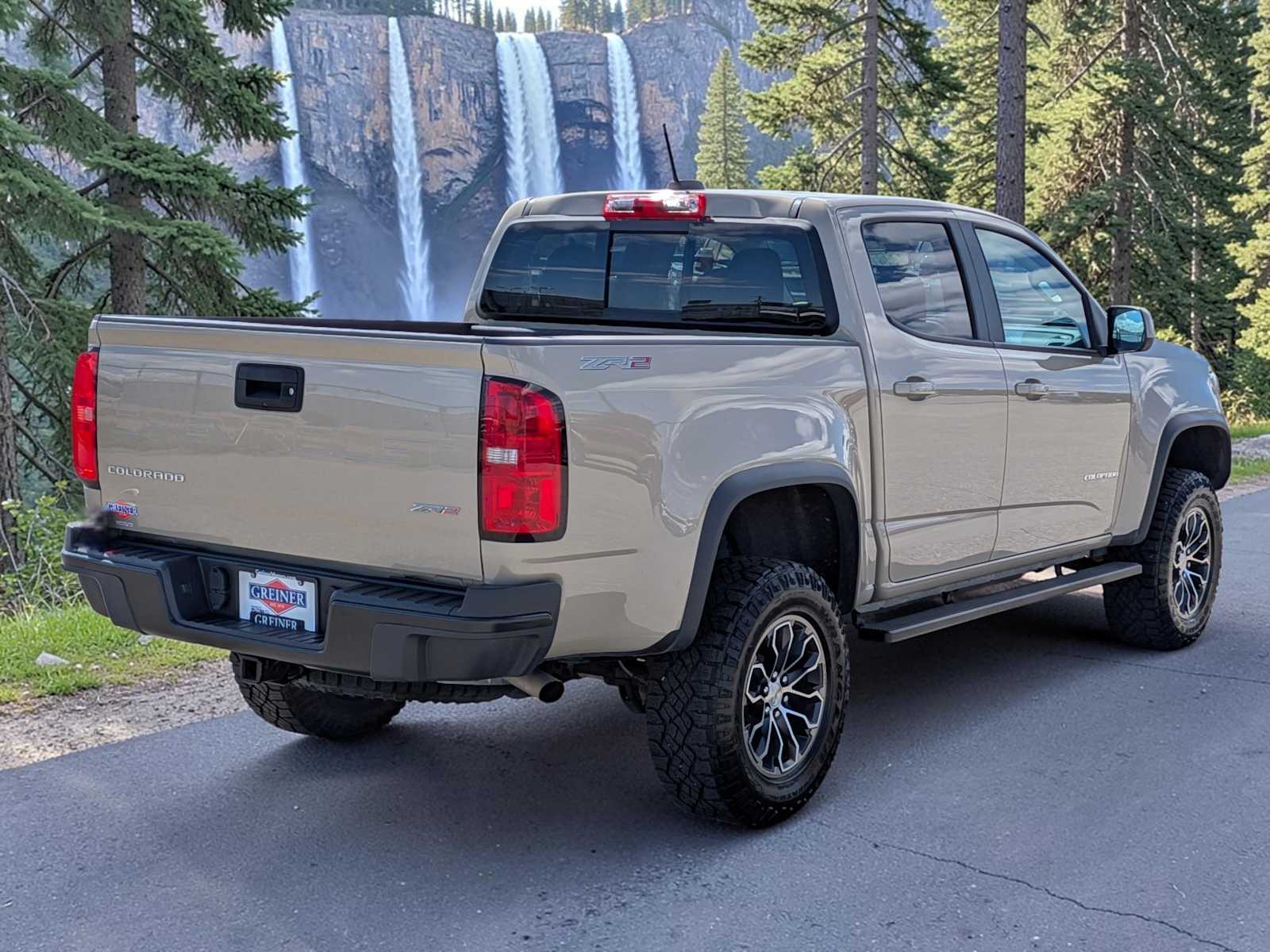 Thumbnail: 2022 Chevrolet Colorado - 6