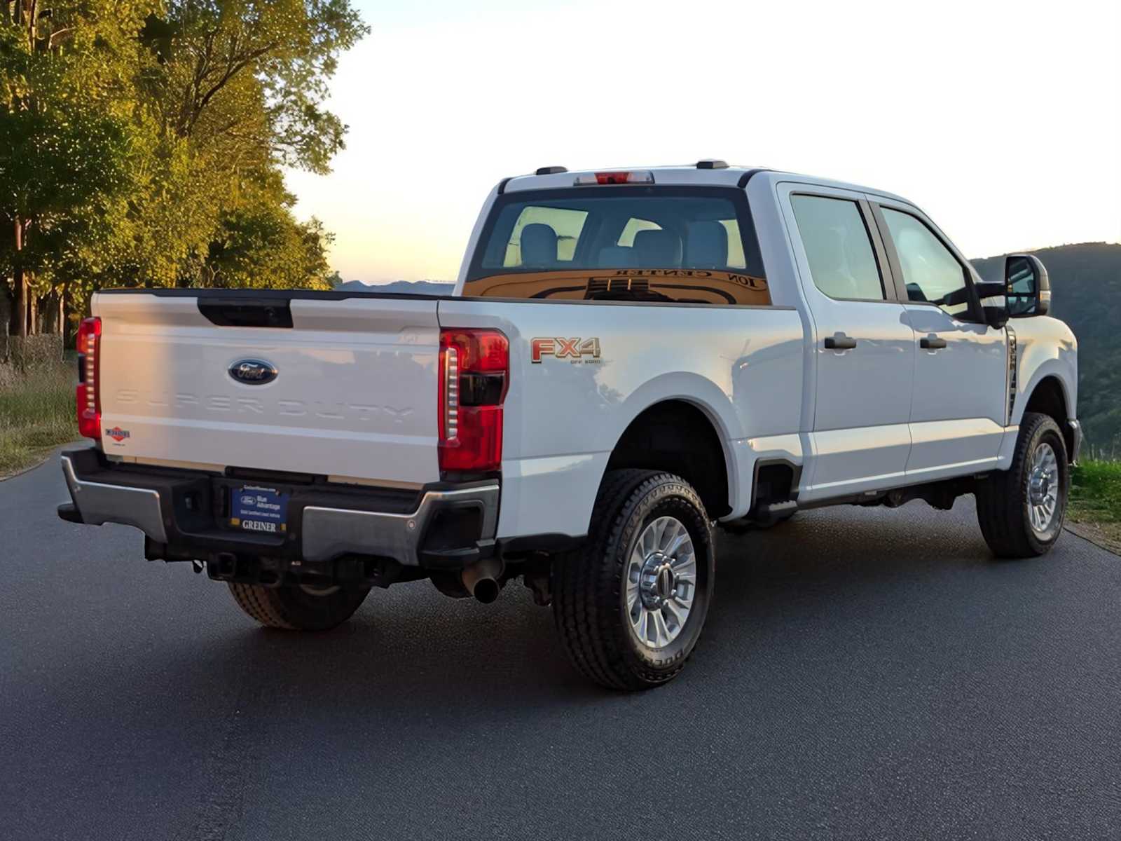 2023 Ford Econoline E-350 6
