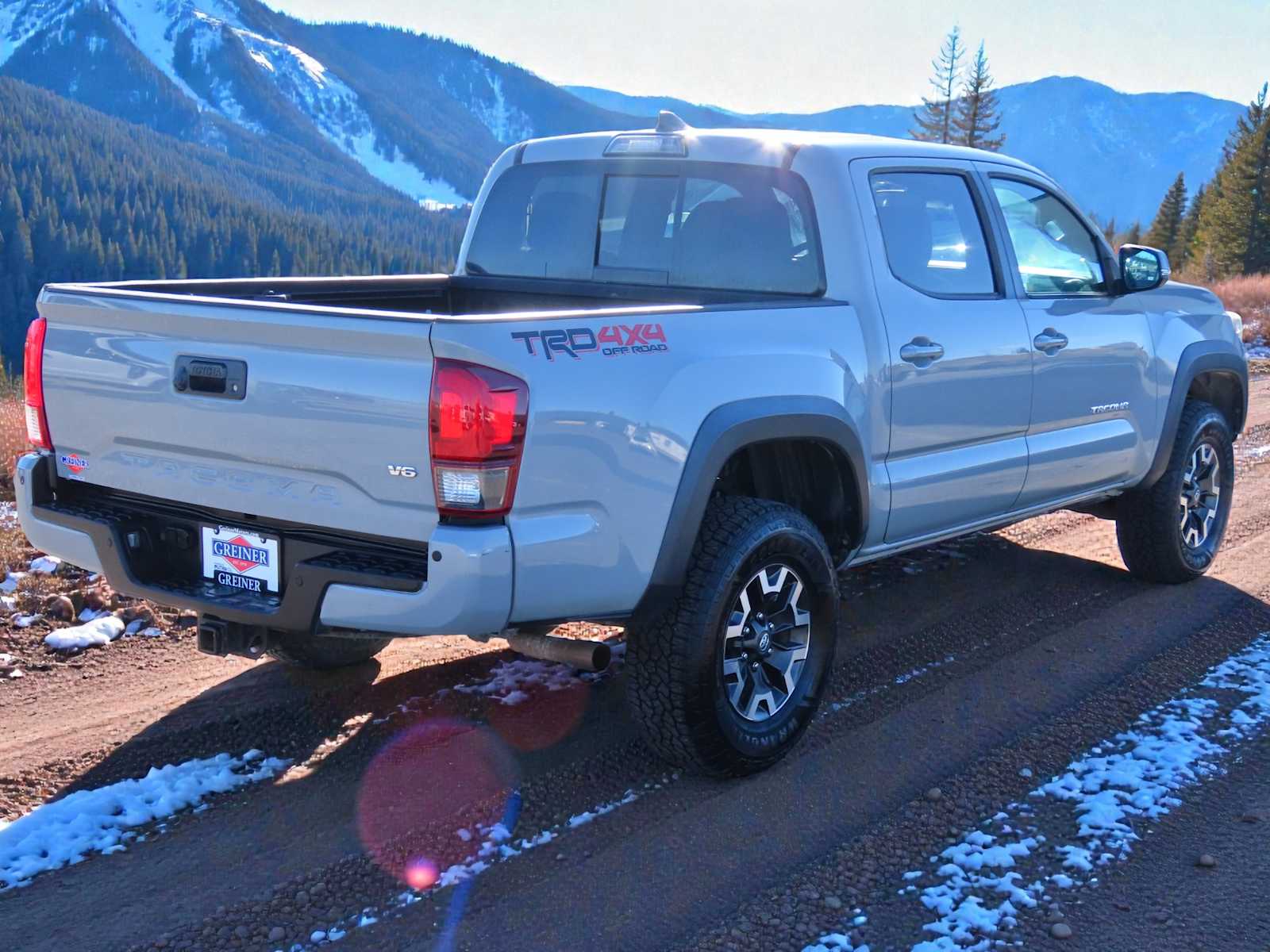 Thumbnail: 2019 Toyota Tacoma - 6