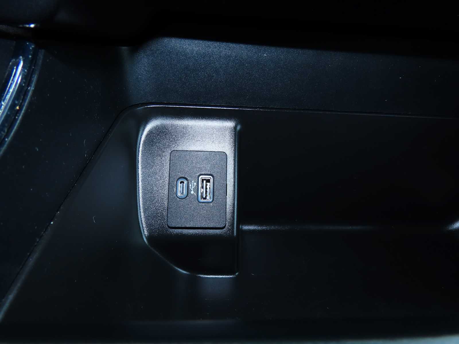 Thumbnail: 2023 Ford F-150 - 31