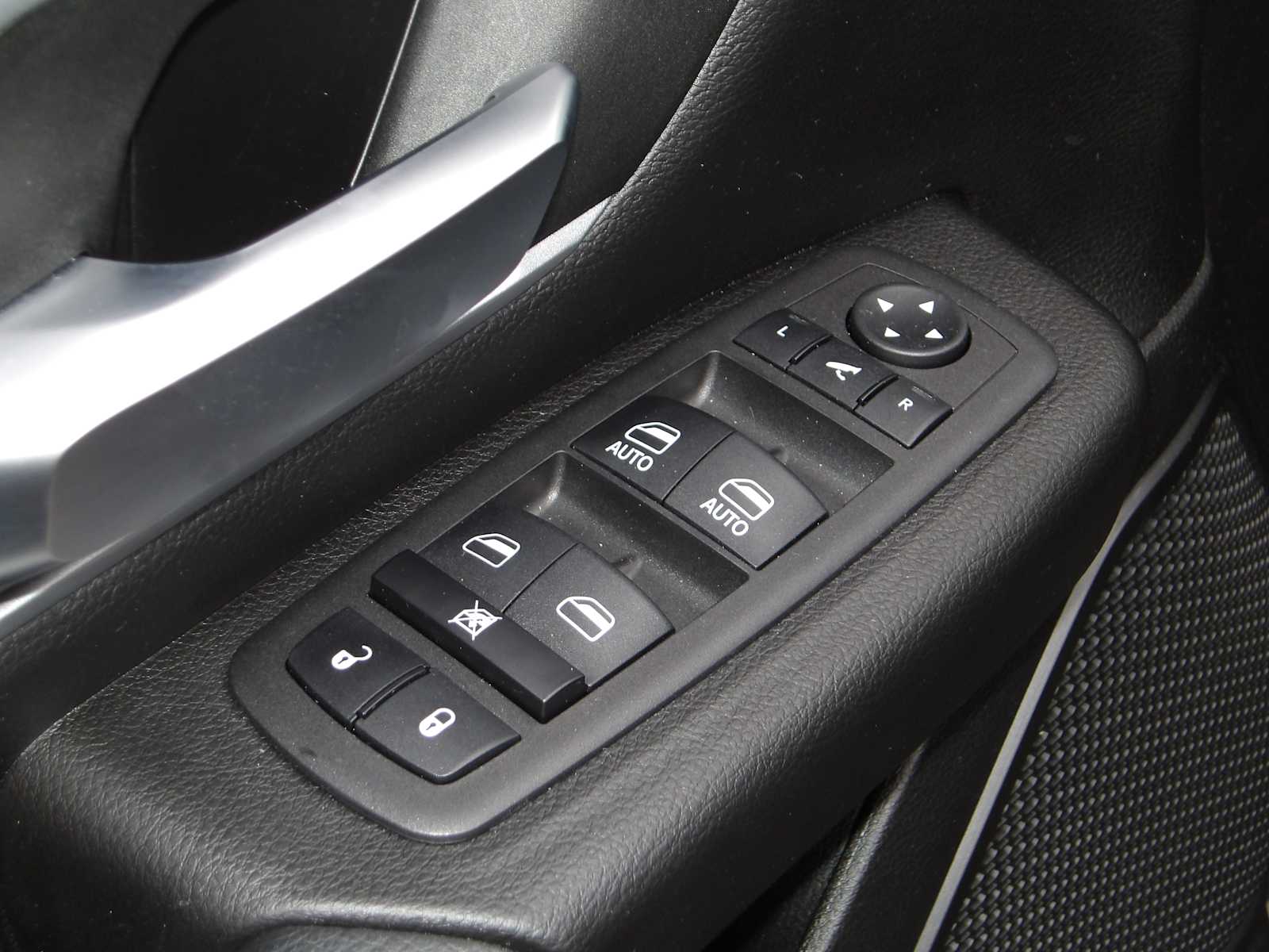 Thumbnail: 2023 RAM 1500 - 19