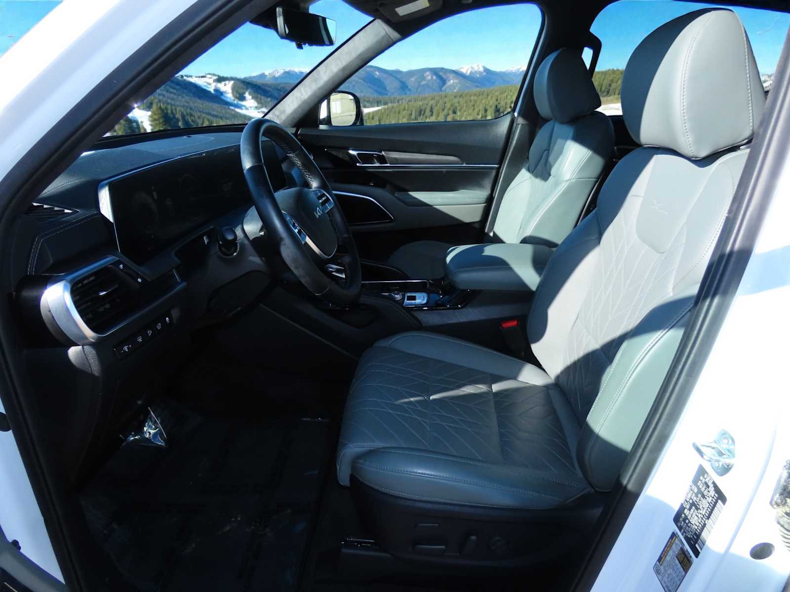 Thumbnail: 2024 Kia Telluride - 14