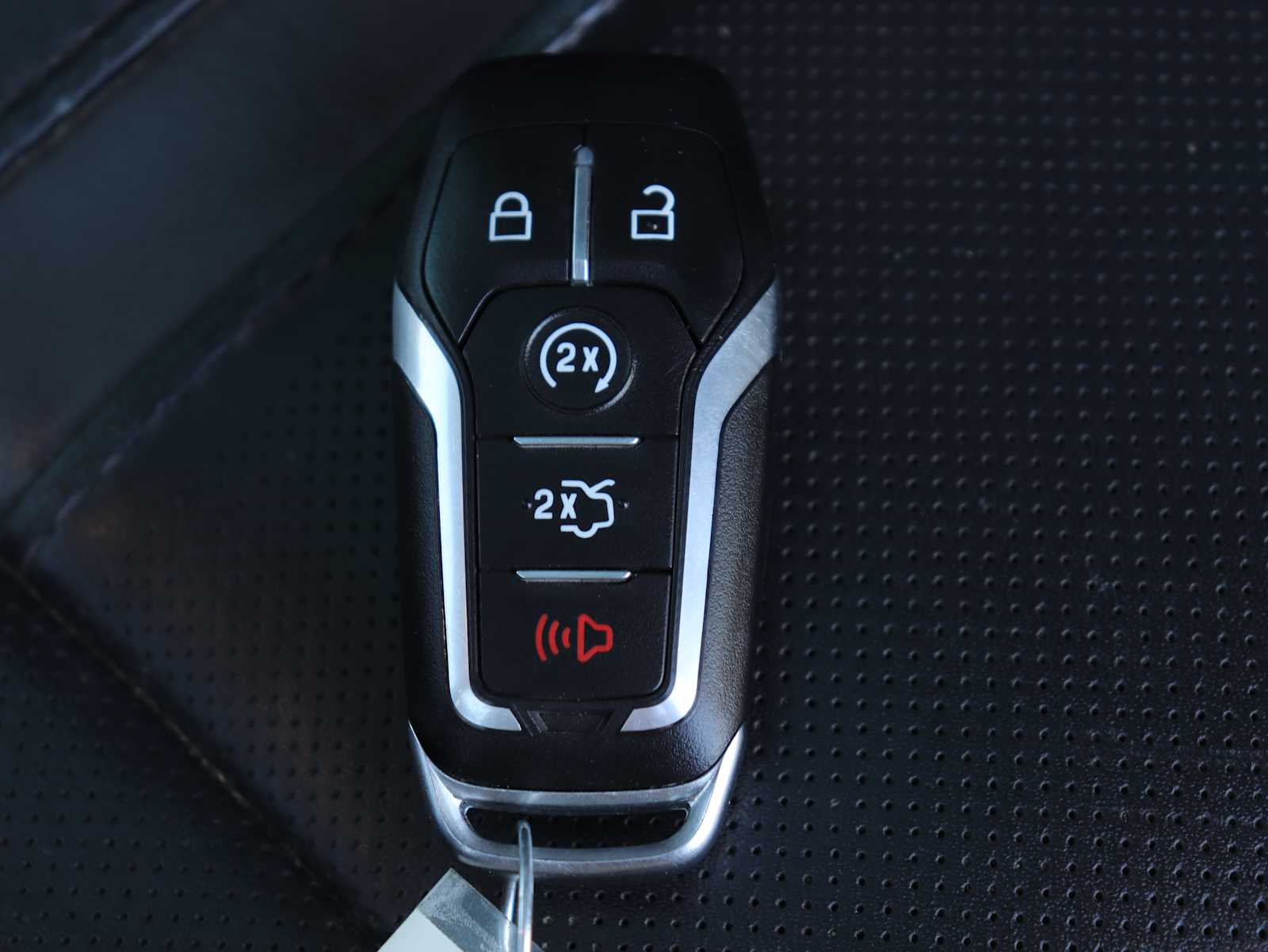 Thumbnail: 2017 Ford F-150 - 38