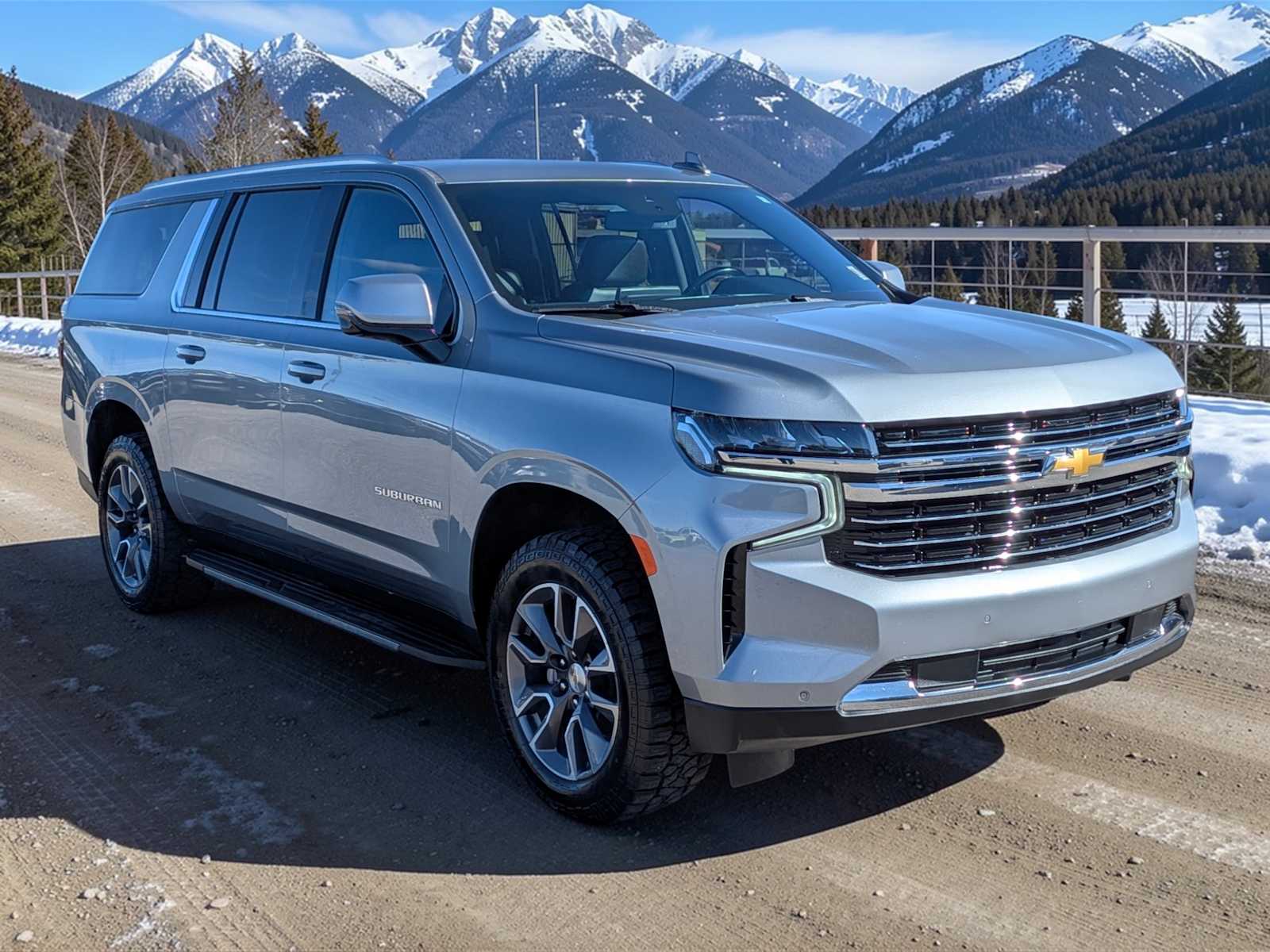 Thumbnail: 2024 Chevrolet Suburban - 8