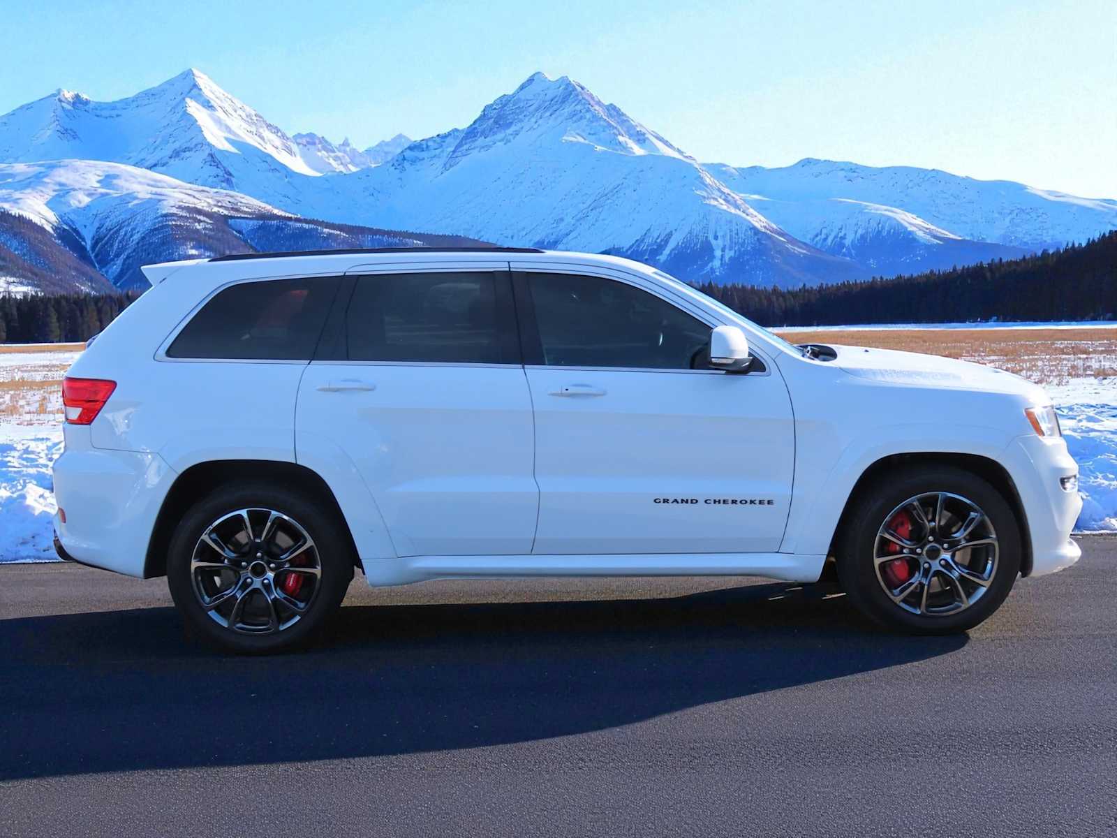 Thumbnail: 2013 Jeep Grand Cherokee - 7