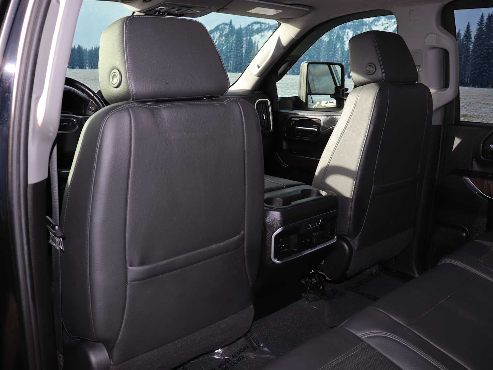 Thumbnail: 2021 GMC Sierra 3500 - 18