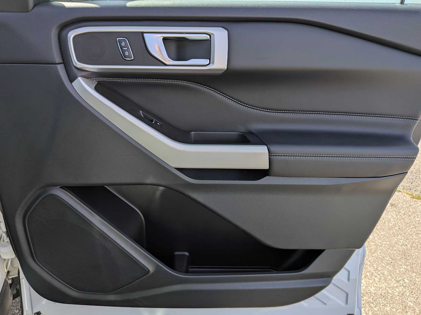 Thumbnail: 2024 Ford Explorer - 26