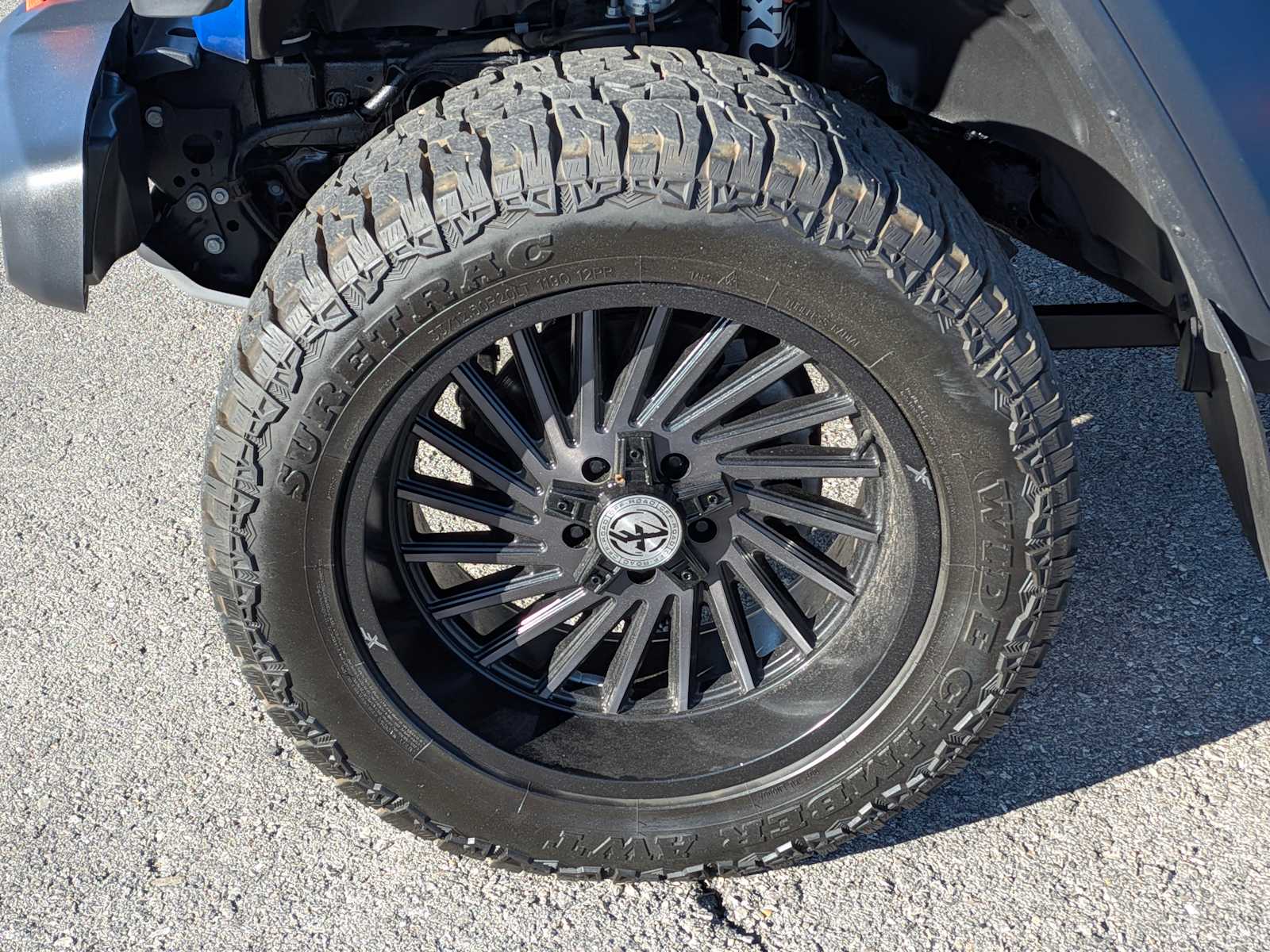 Thumbnail: 2021 Jeep Gladiator - 12