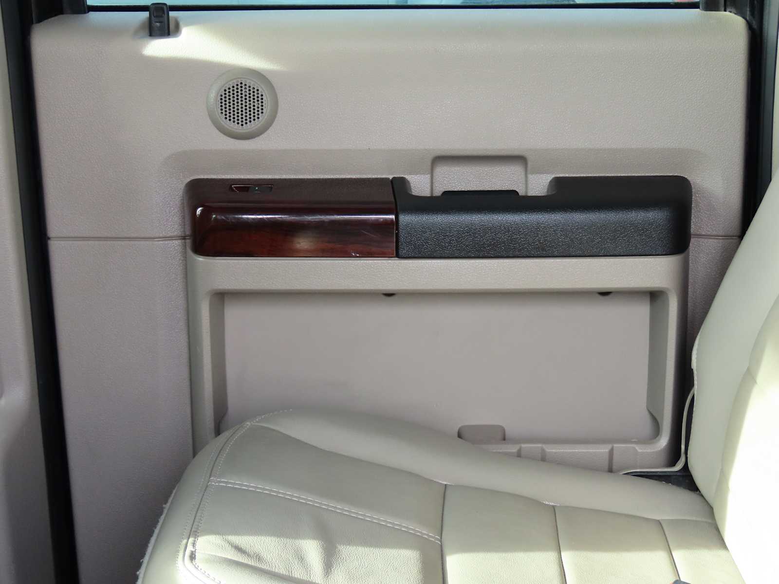 Thumbnail: 2009 Ford Econoline - 20