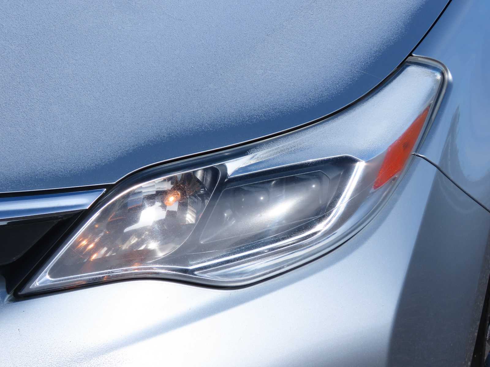 Thumbnail: 2016 Toyota Avalon - 10