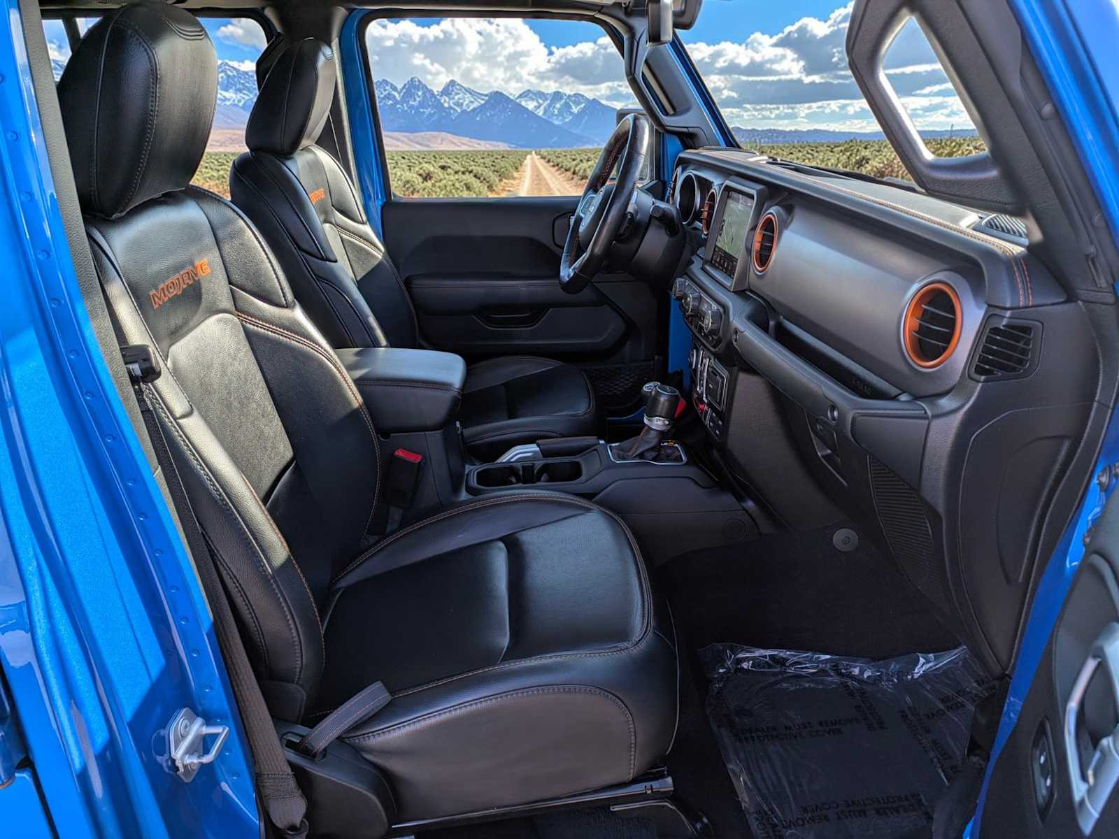Thumbnail: 2021 Jeep Gladiator - 17