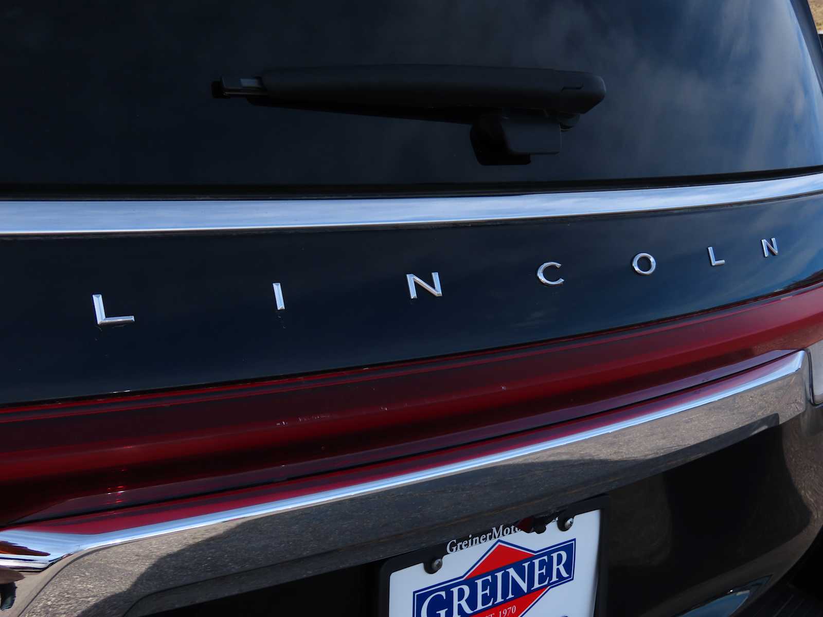 Thumbnail: 2024 Lincoln Navigator L - 9