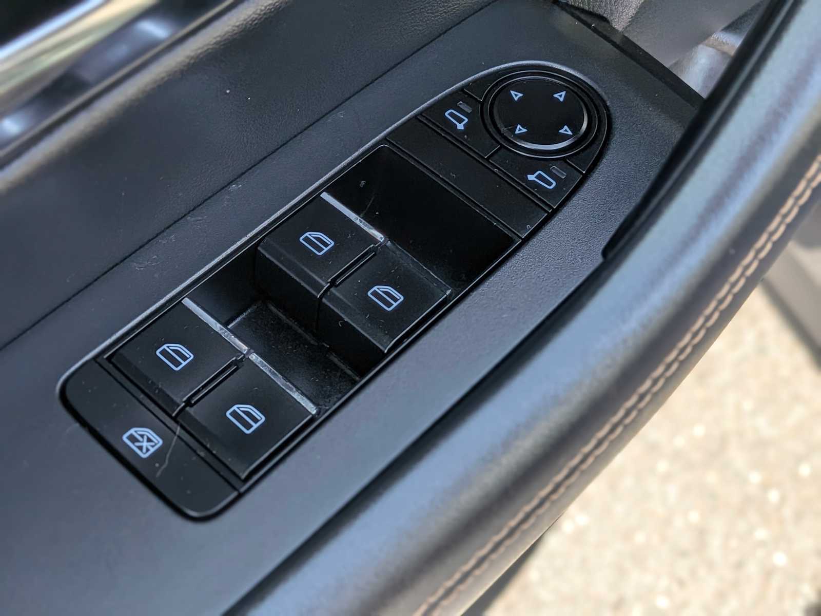 Thumbnail: 2024 Mazda CX-90 - 18