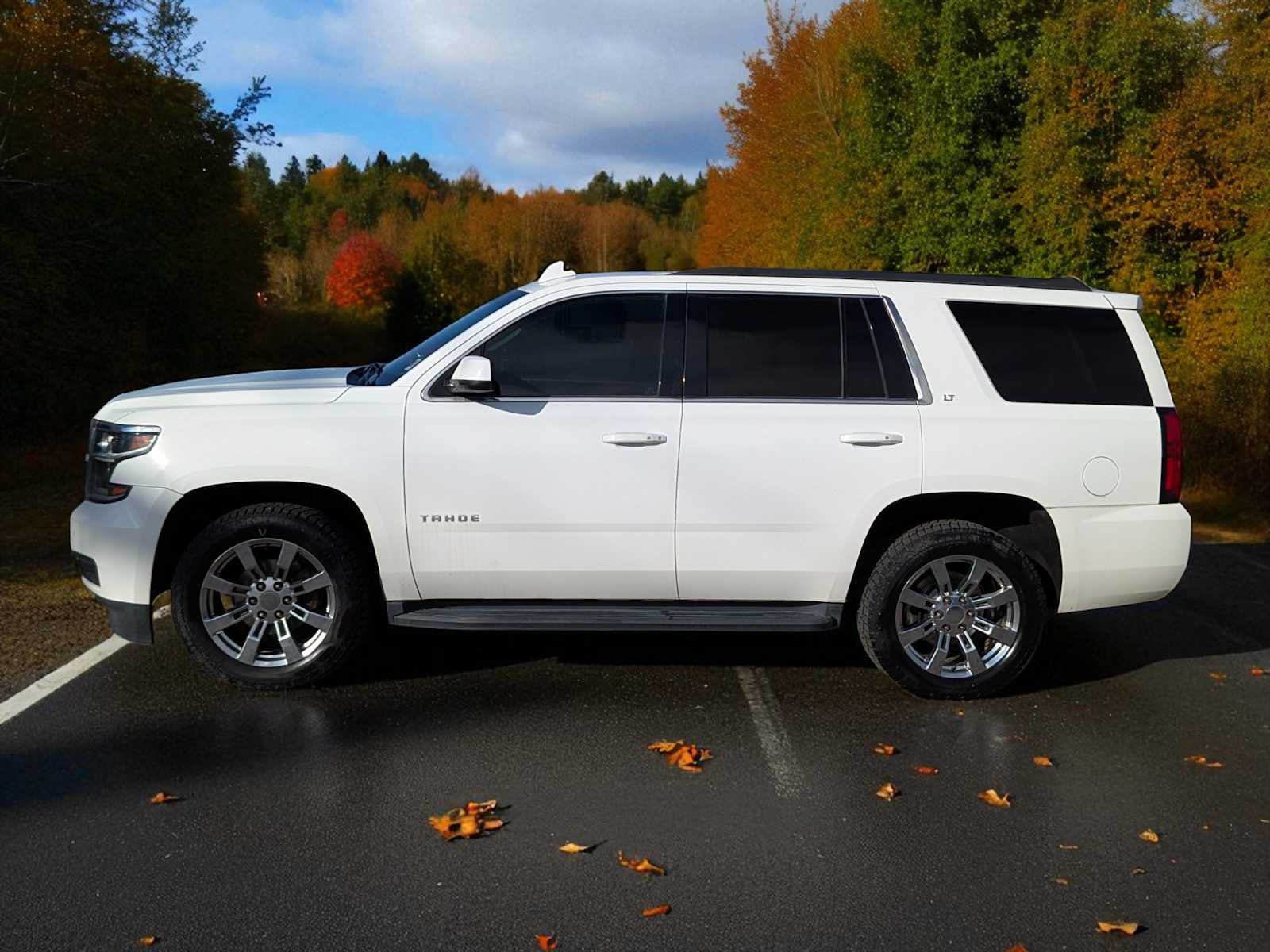 Thumbnail: 2018 Chevrolet Tahoe - 3