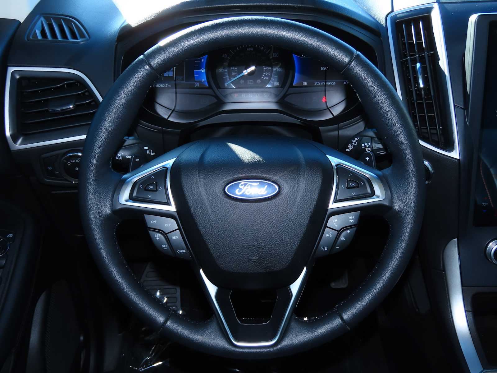 Thumbnail: 2023 Ford Edge - 27