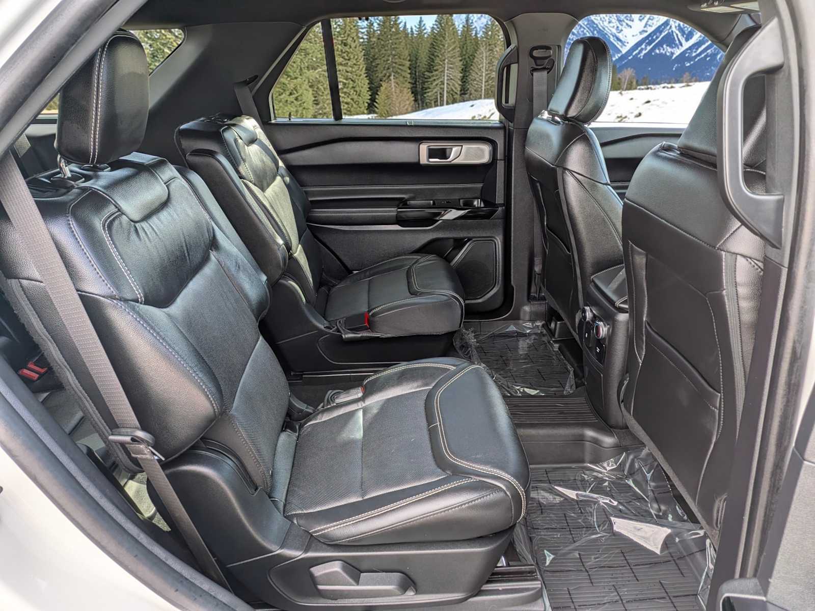 Thumbnail: 2022 Ford Explorer - 21