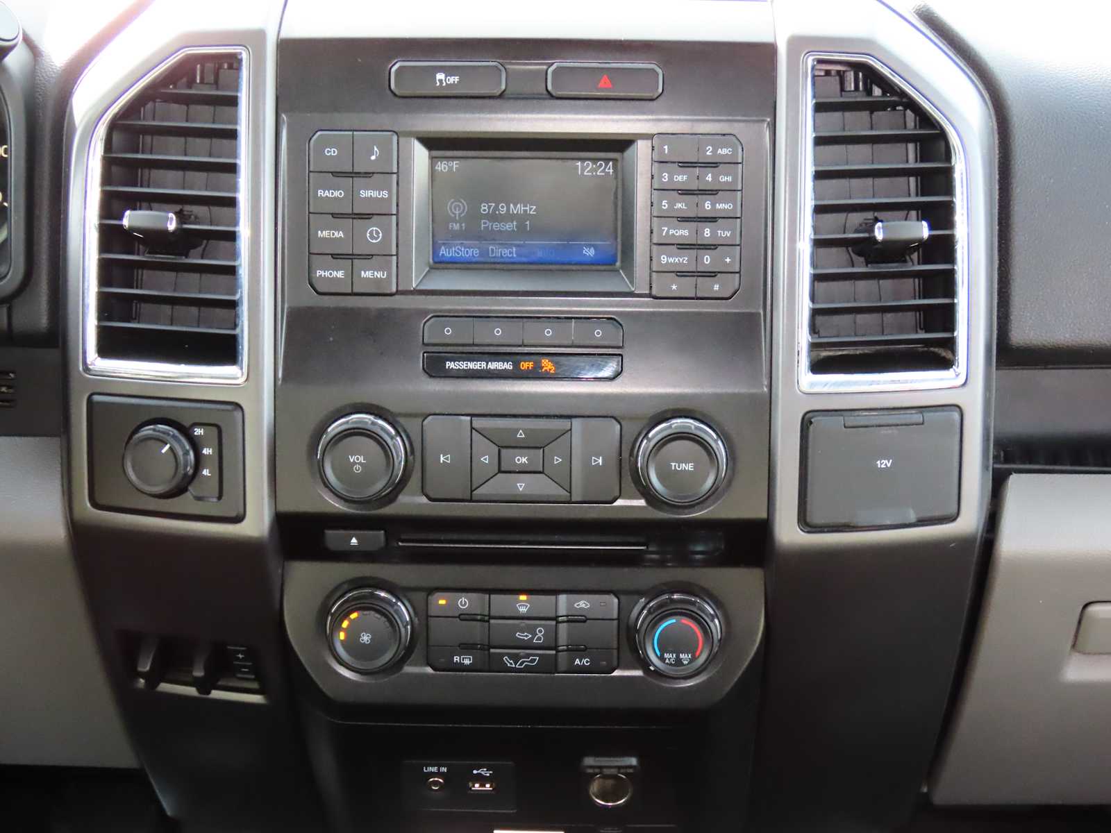 Thumbnail: 2015 Ford F-150 - 29