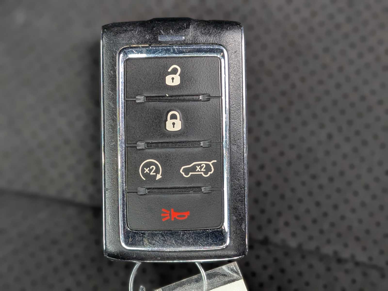 Thumbnail: 2023 Jeep Grand Cherokee - 34