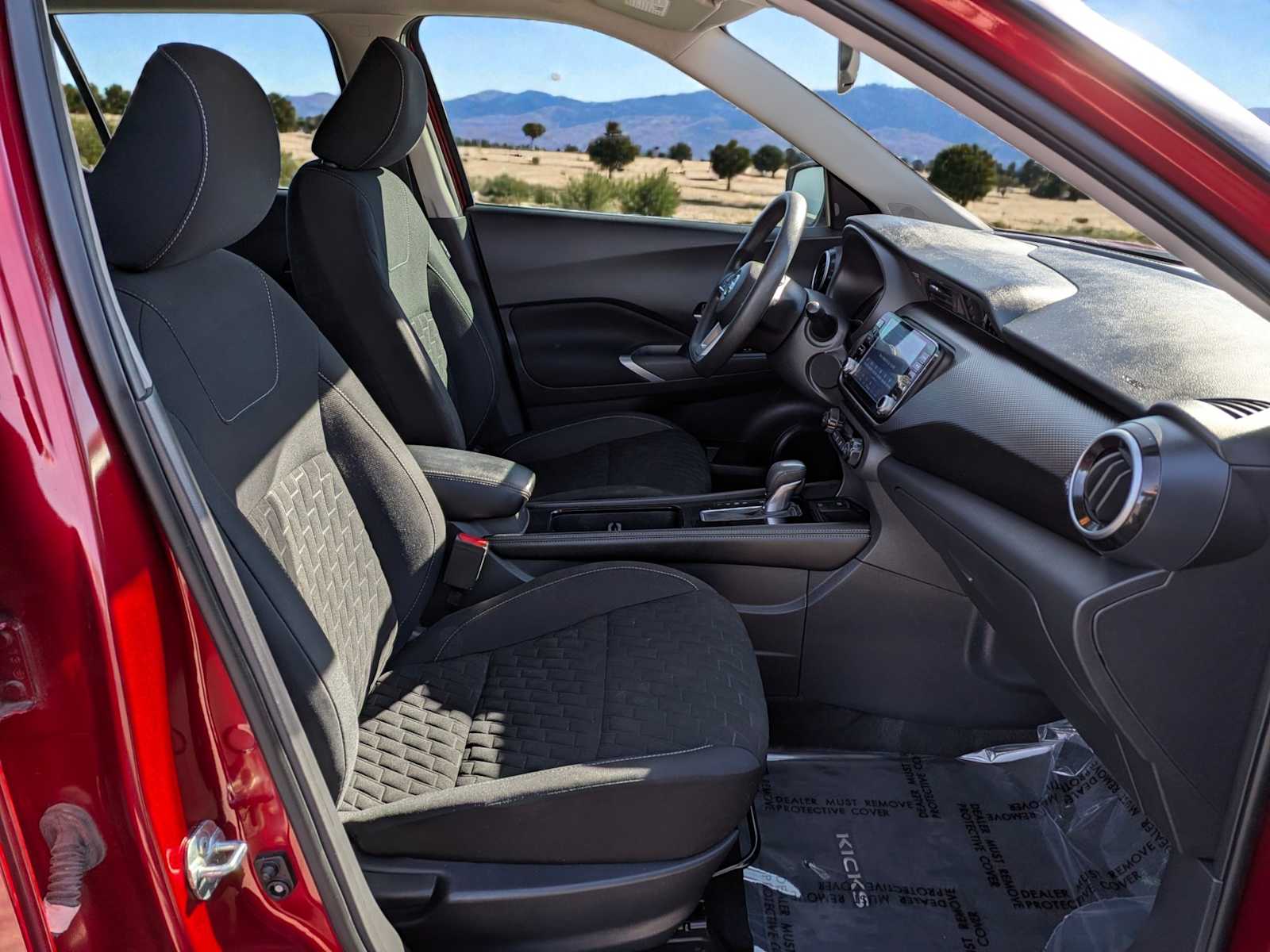 Thumbnail: 2021 Nissan Kicks - 21