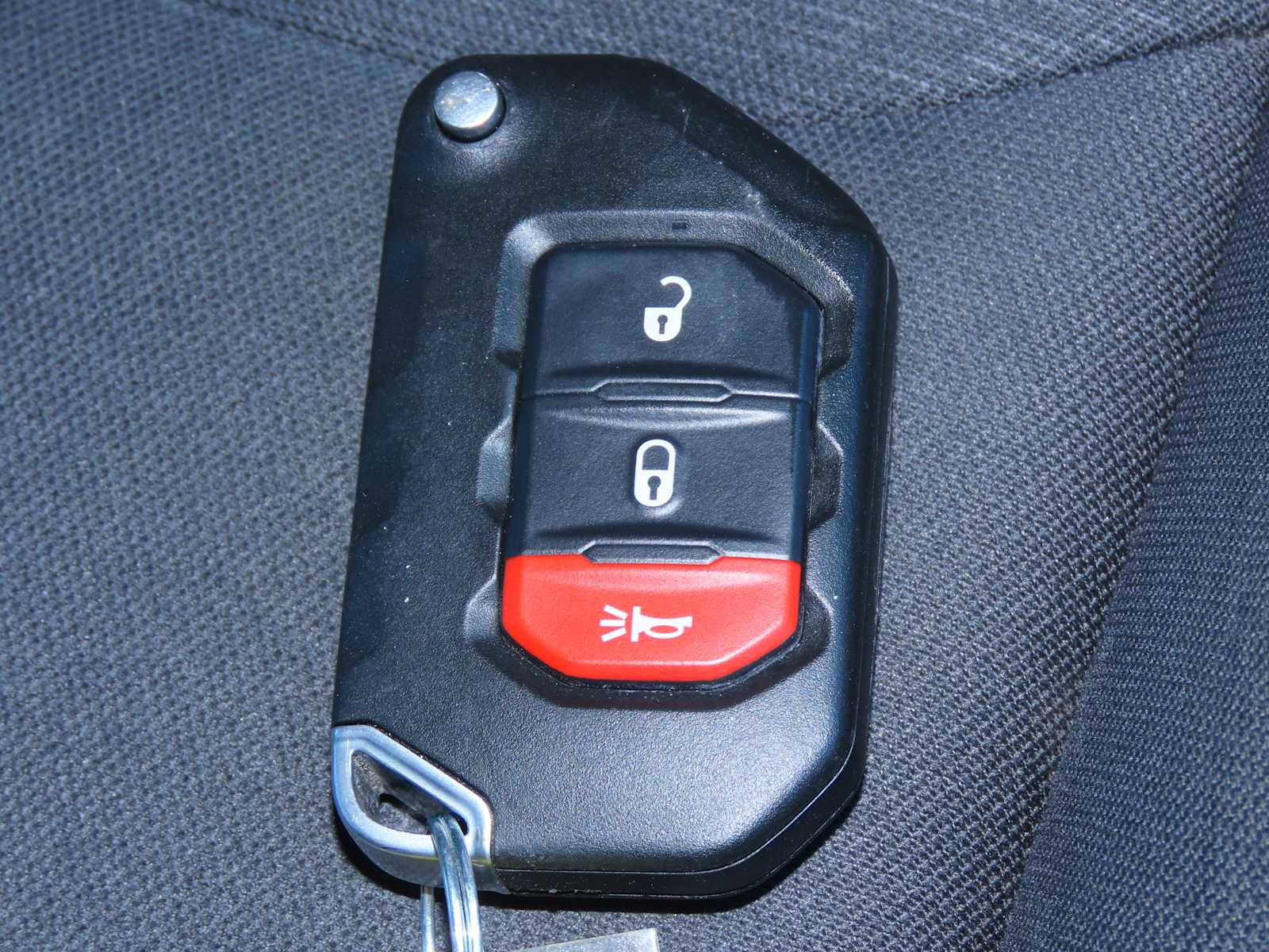 Thumbnail: 2021 Jeep Gladiator - 33