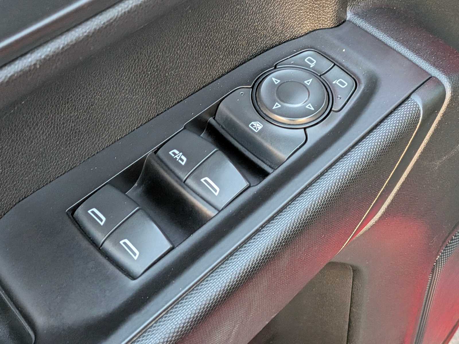 Thumbnail: 2021 Chevrolet Silverado 1500 - 18