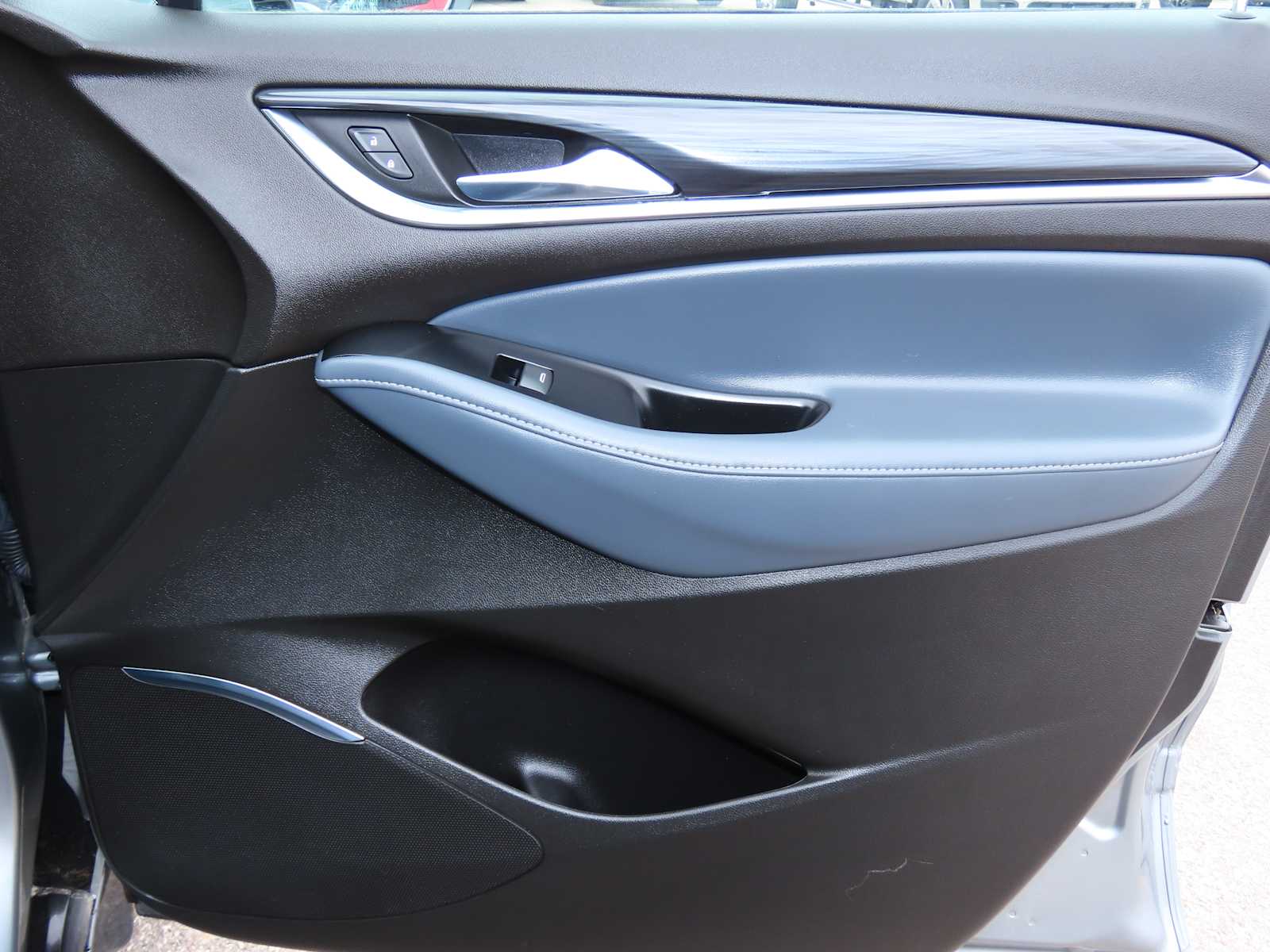 Thumbnail: 2023 Buick Enclave - 22