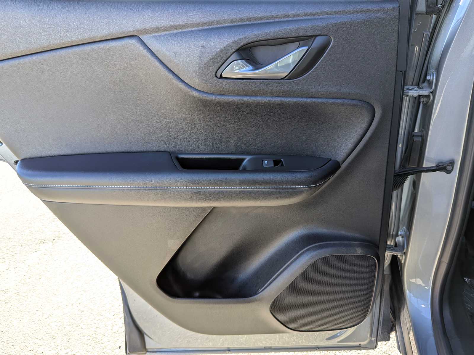 Thumbnail: 2025 Chevrolet Blazer - 21